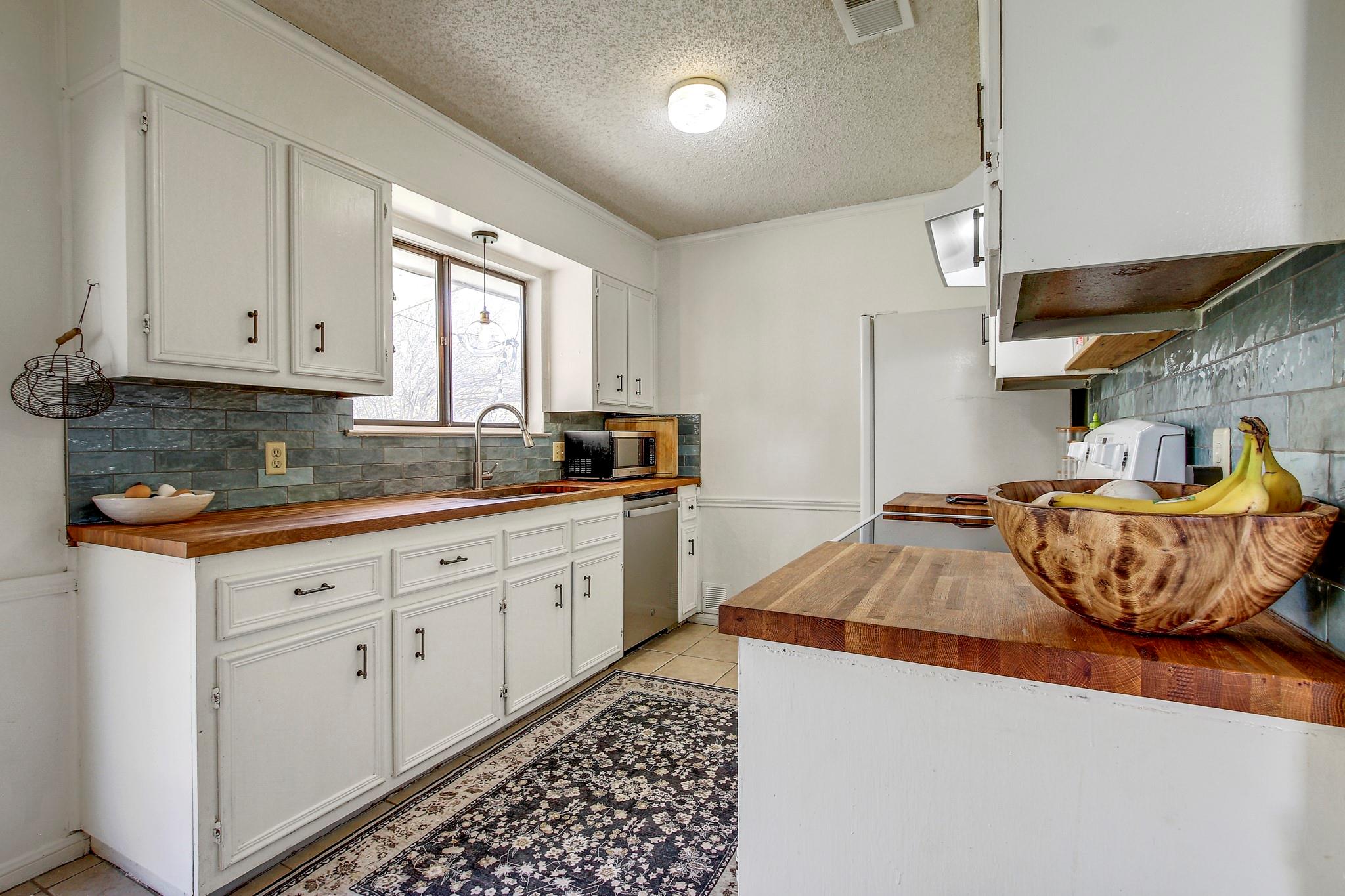 50109 Flintrock Dr, Georgetown, TX 78626