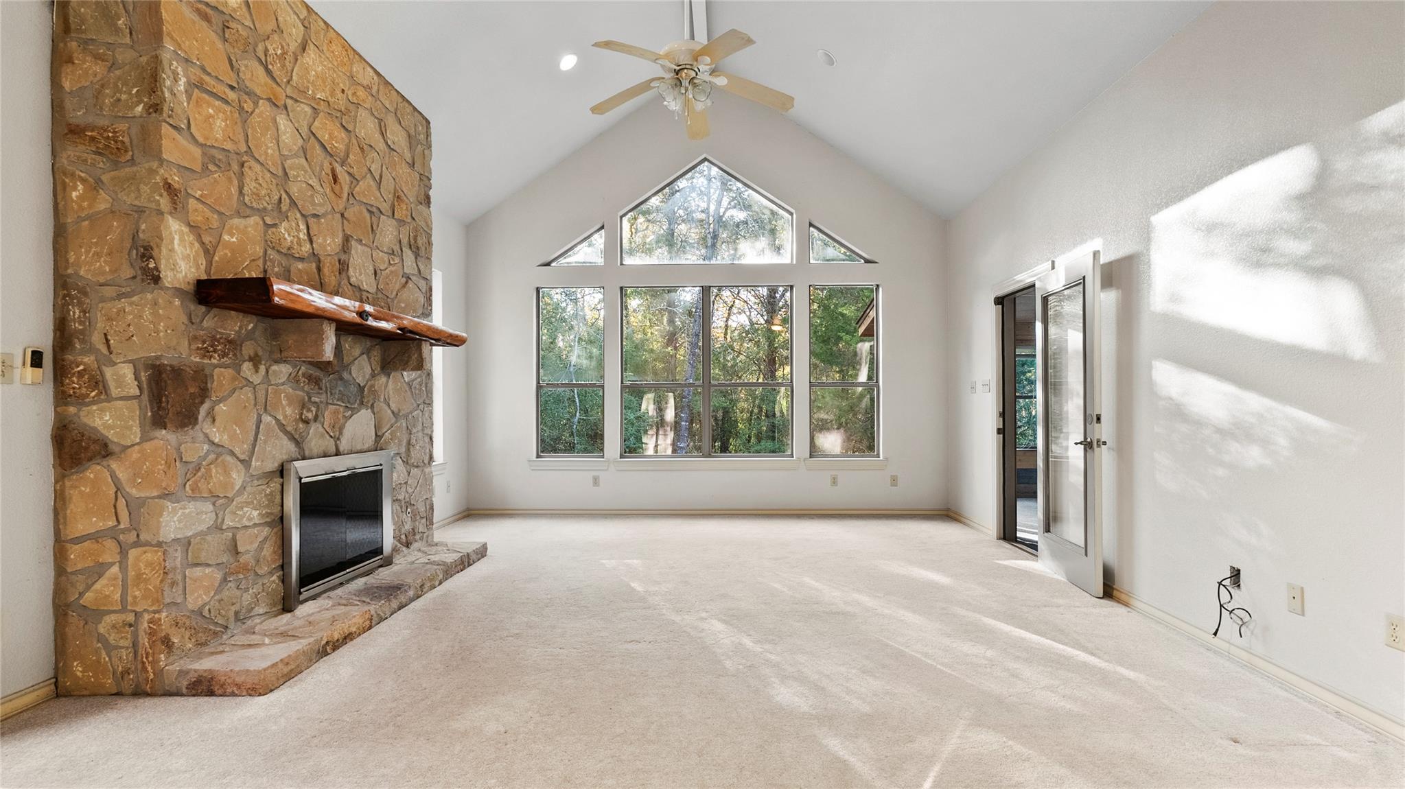 315 Arbors Cir, Elgin, TX 78621