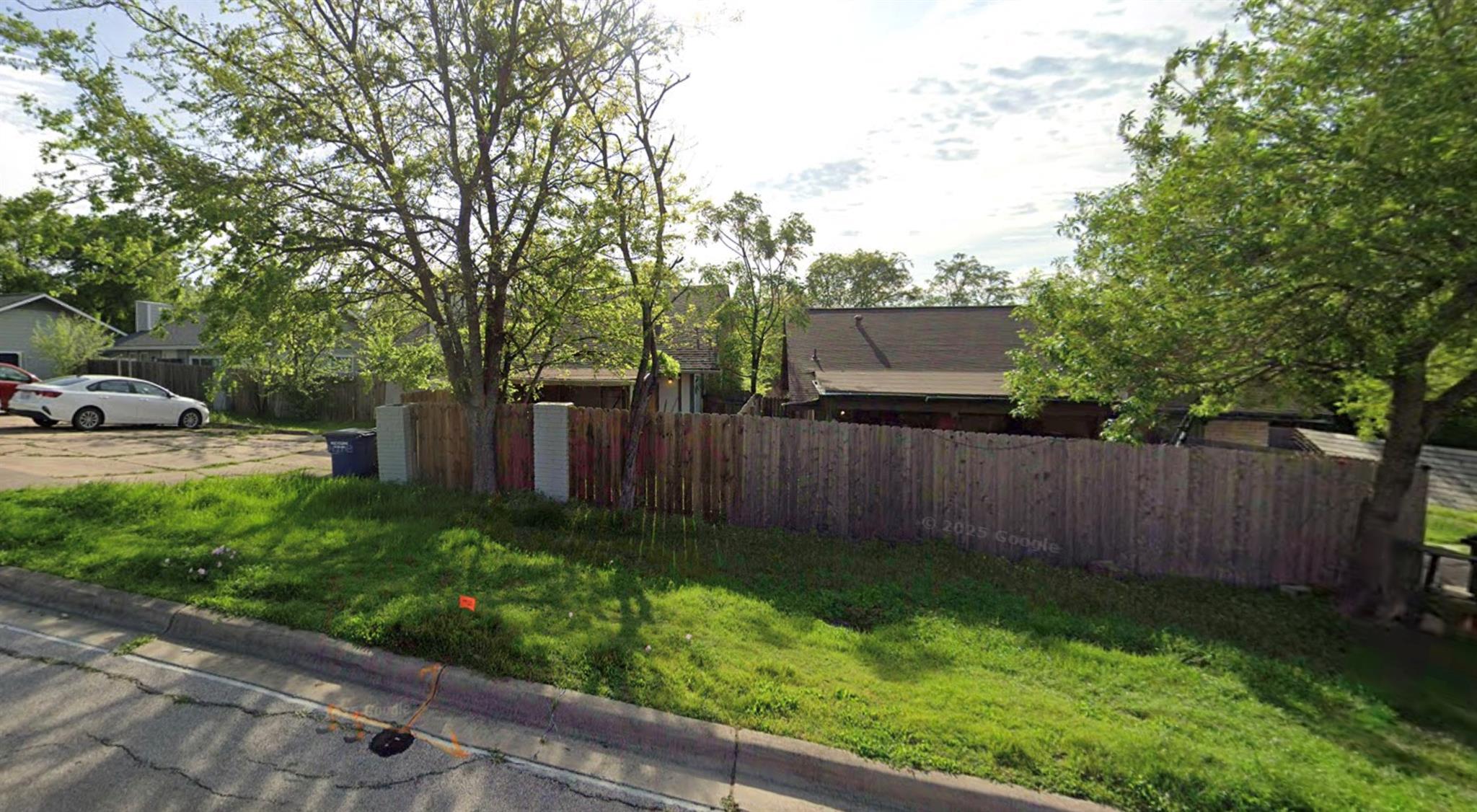 6409 Auburn Dr, Austin, TX 78723