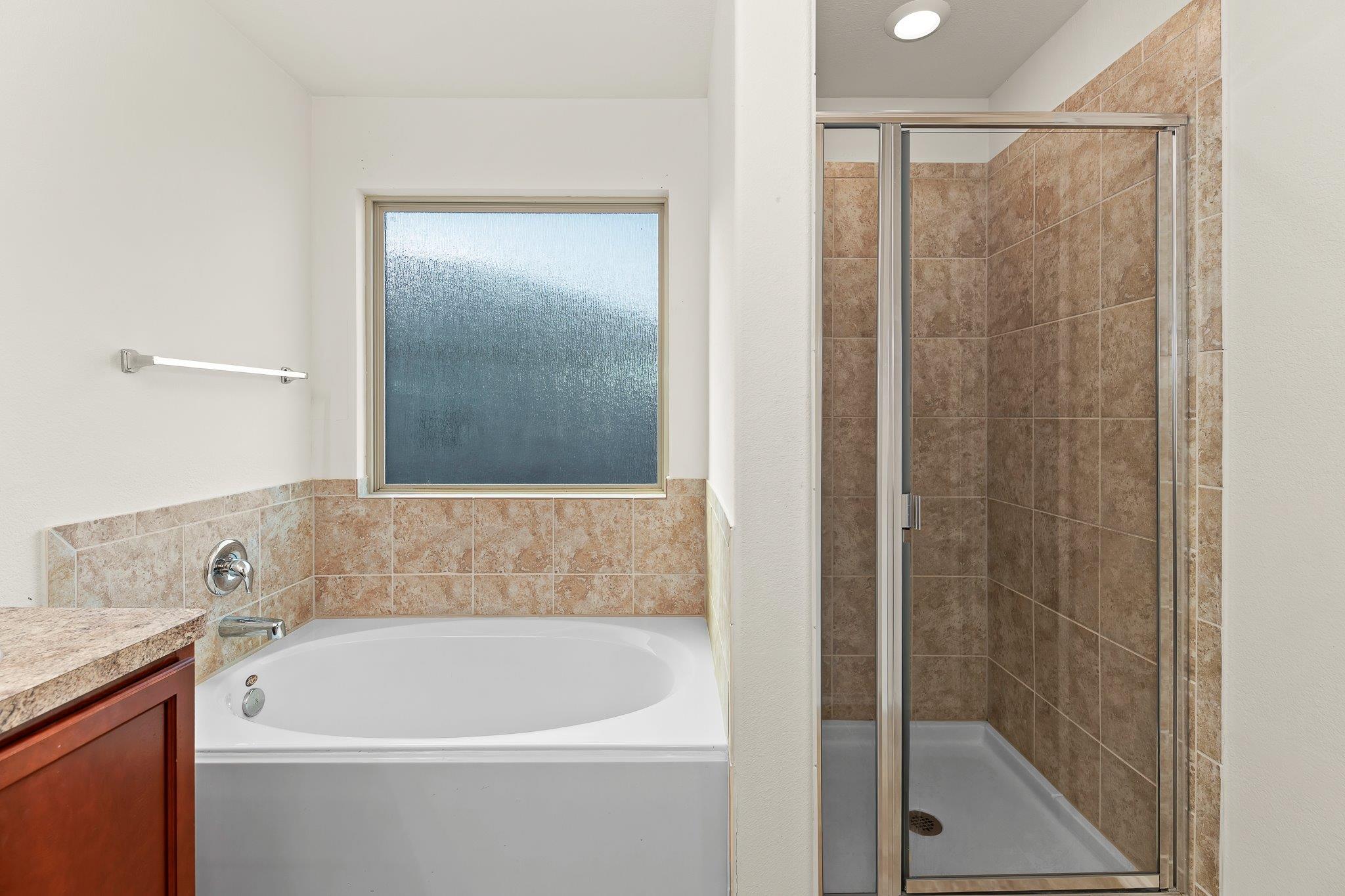 224 Circle Way # 13E, Jarrell, TX 76537