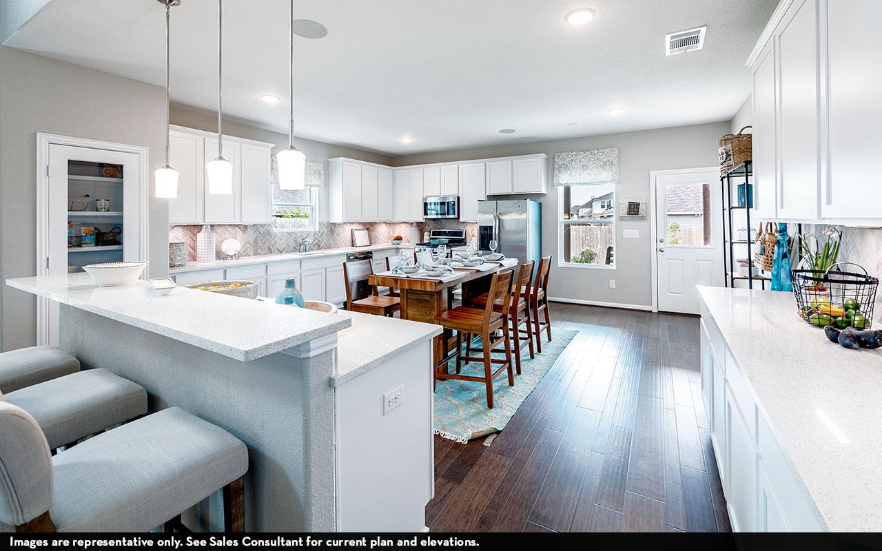 300 Yosemite Dr, Kyle, TX 78640