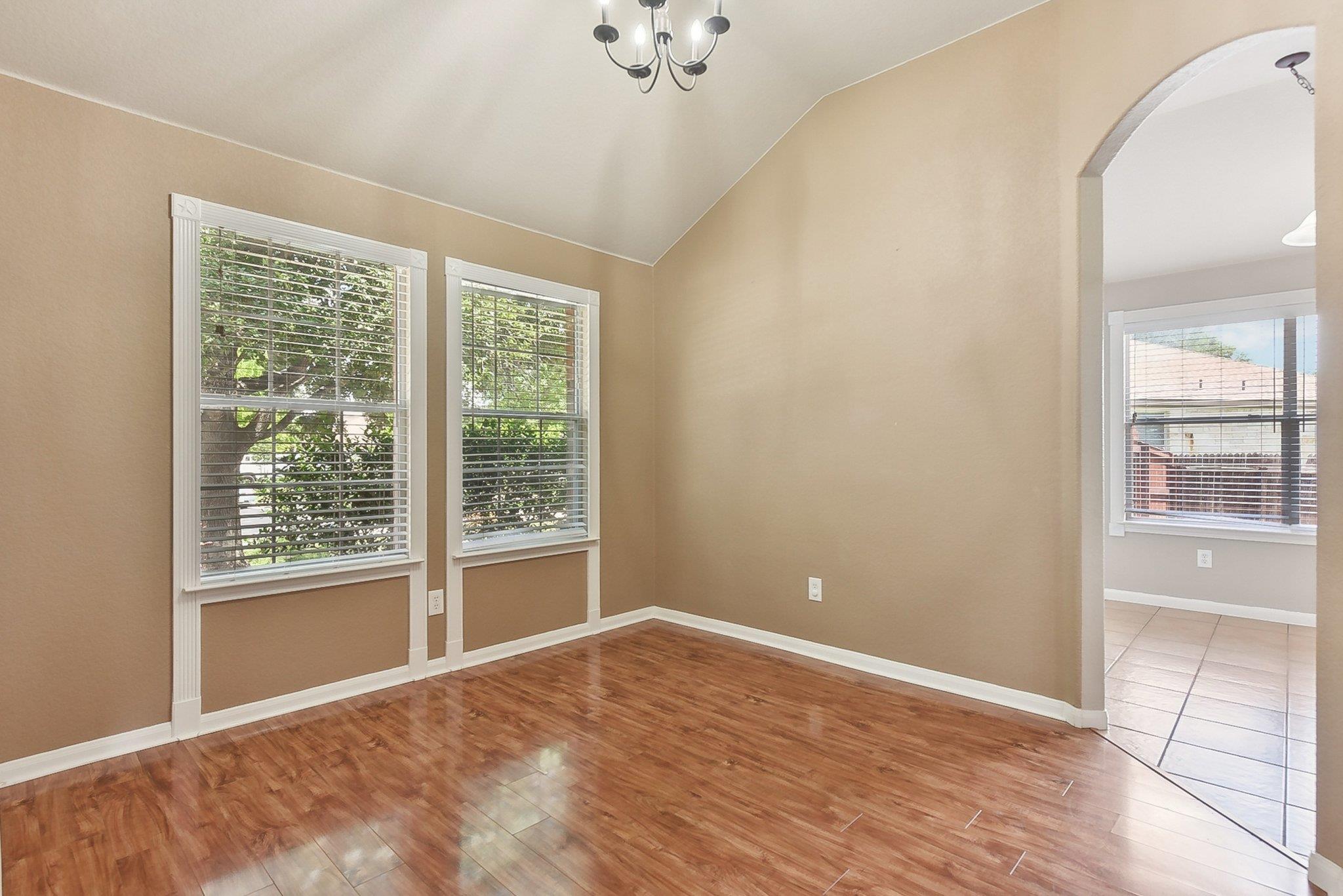 217 Newport Landing Pl, Round Rock, TX 78665