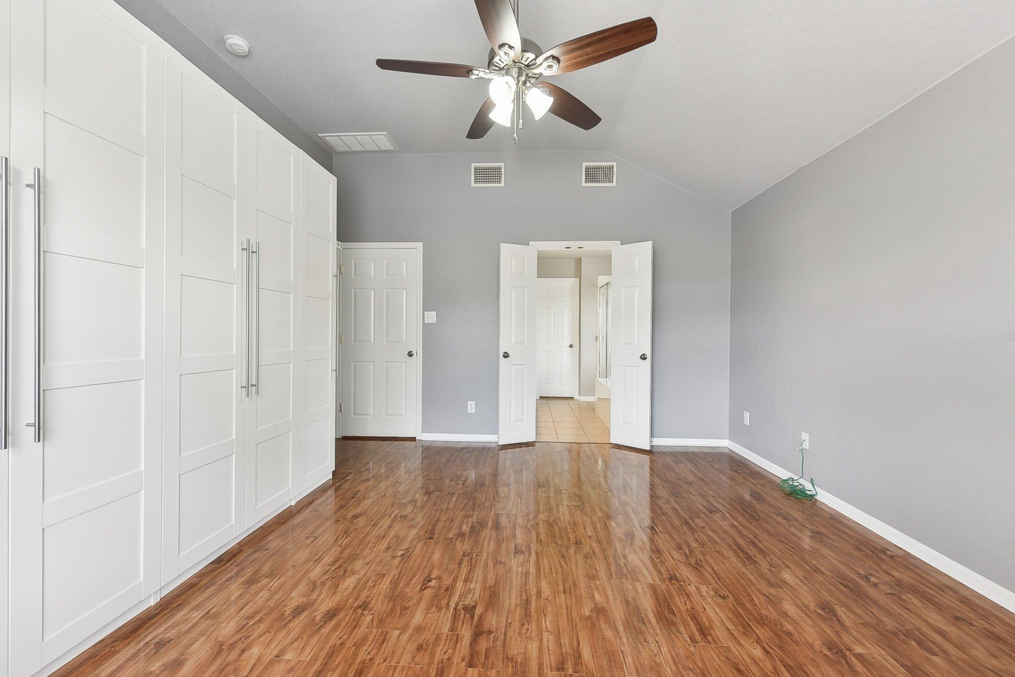 217 Newport Landing Pl, Round Rock, TX 78665