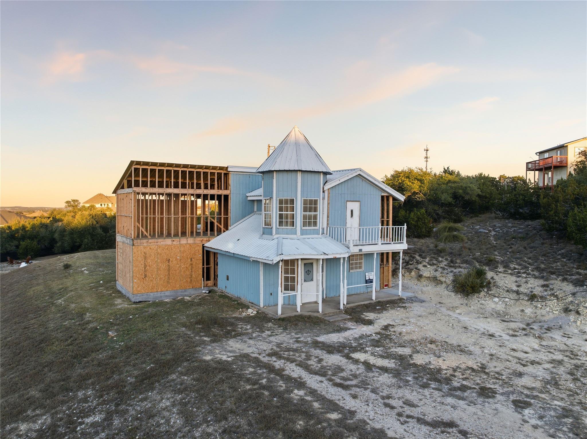 221 Hilltop Dr, Dripping Springs, TX 78620