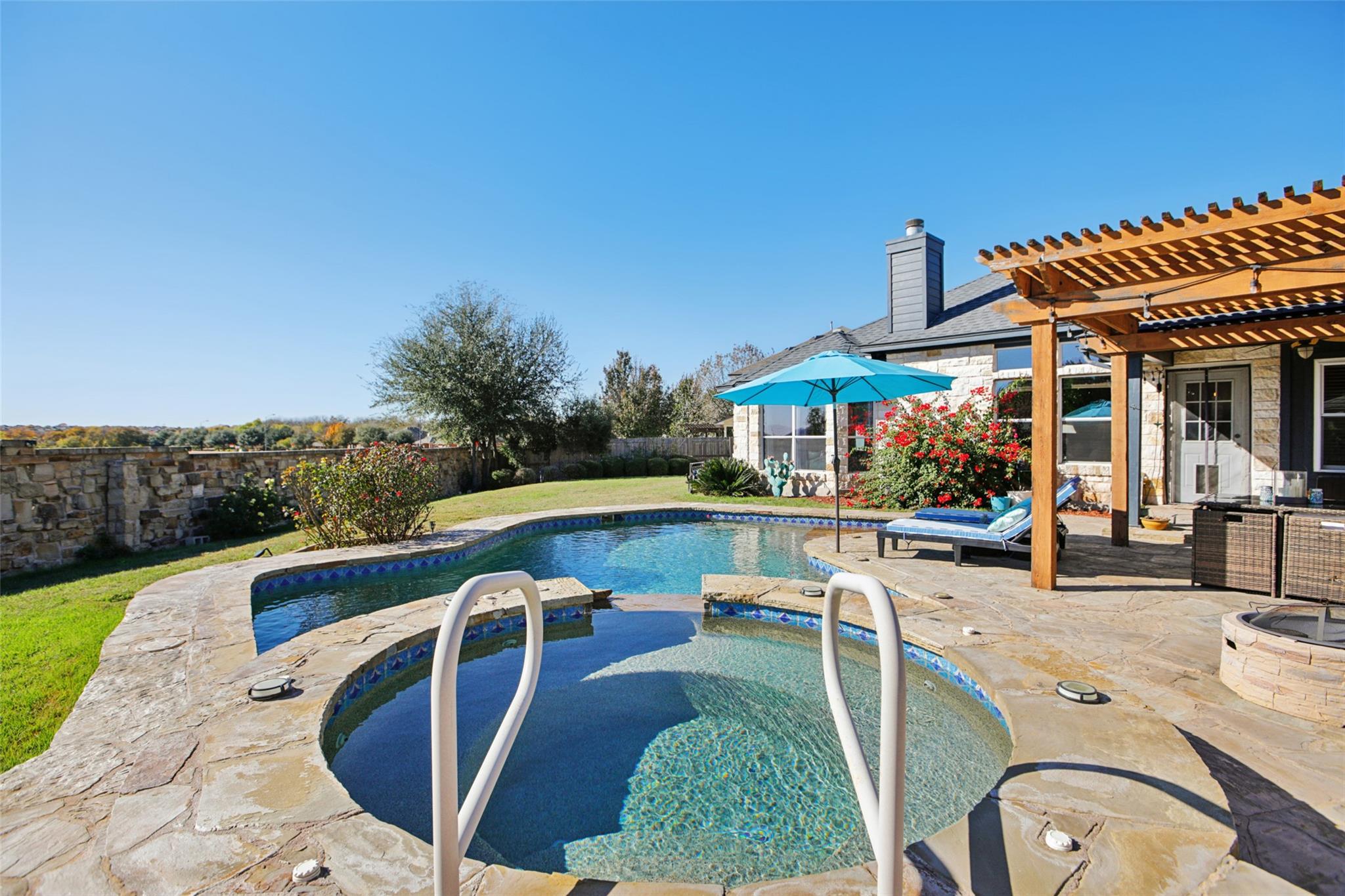 2803 Angelina Dr, Round Rock, TX 78665