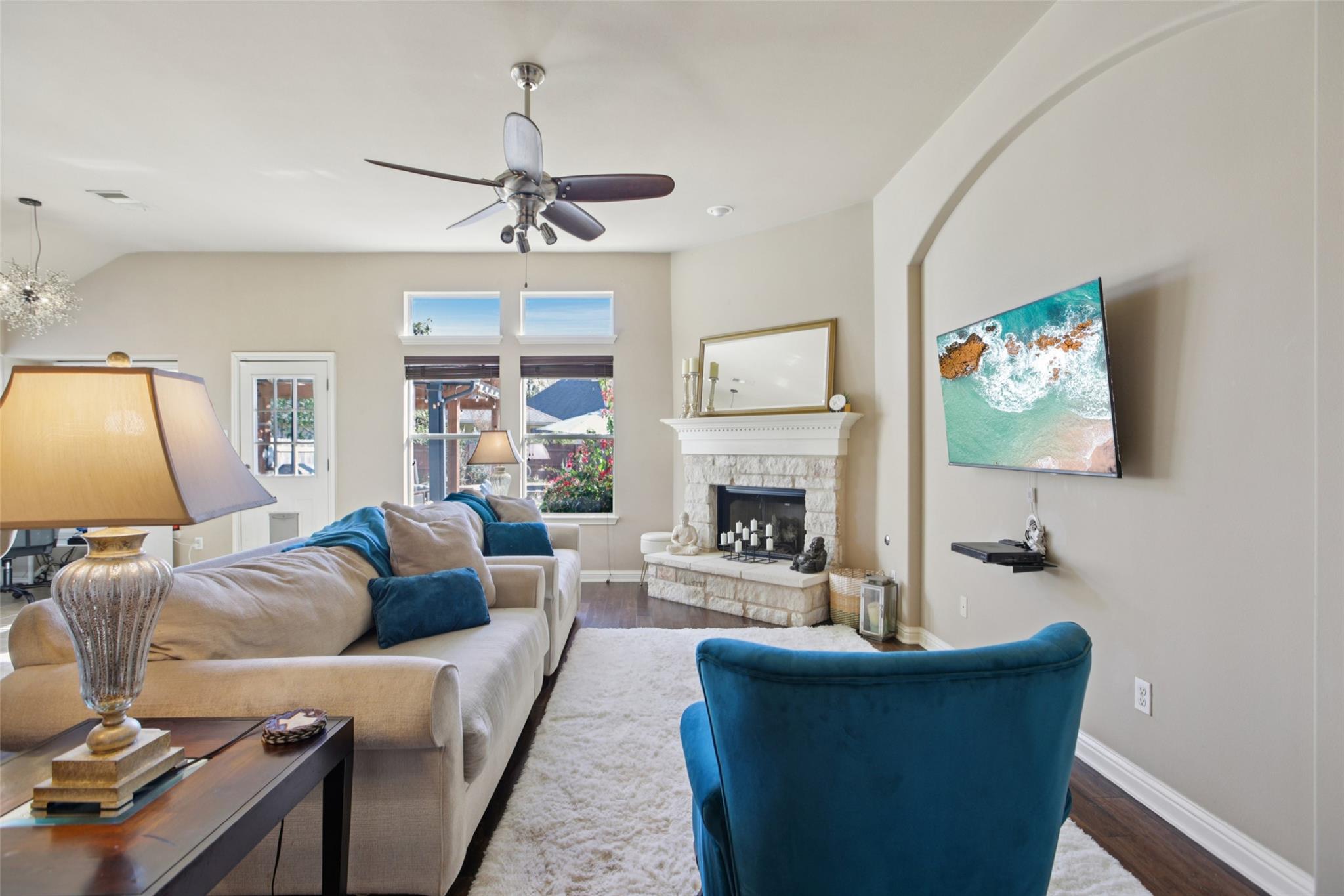 2803 Angelina Dr, Round Rock, TX 78665