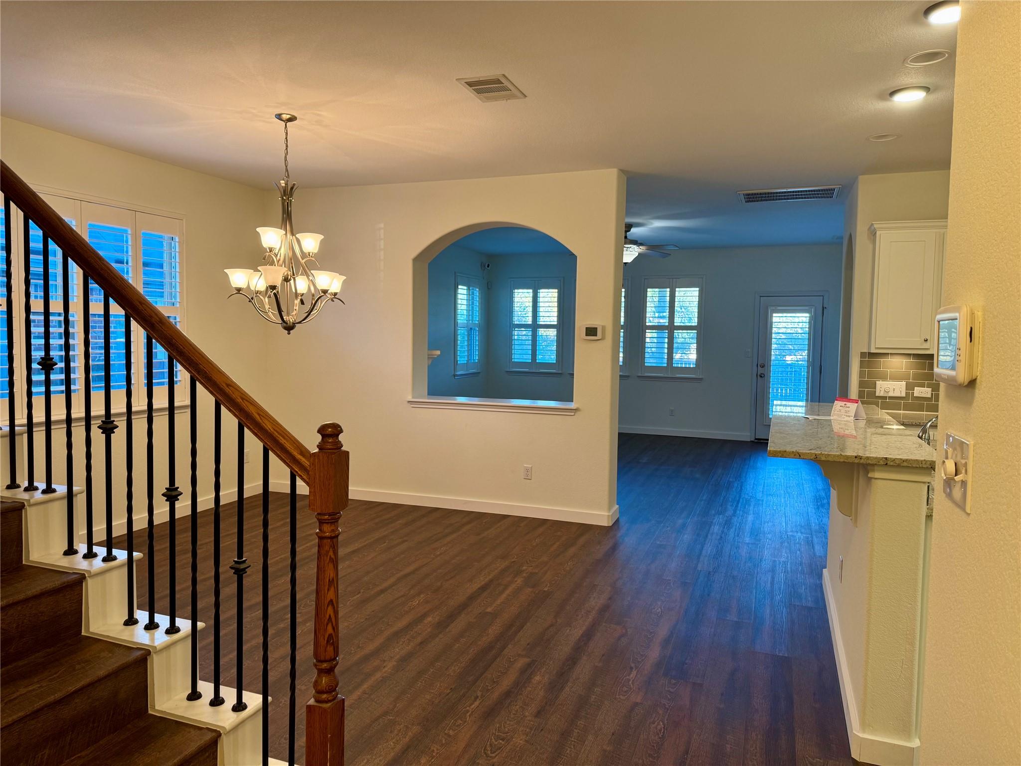 408 Wolf Creek Way, Round Rock, TX 78664