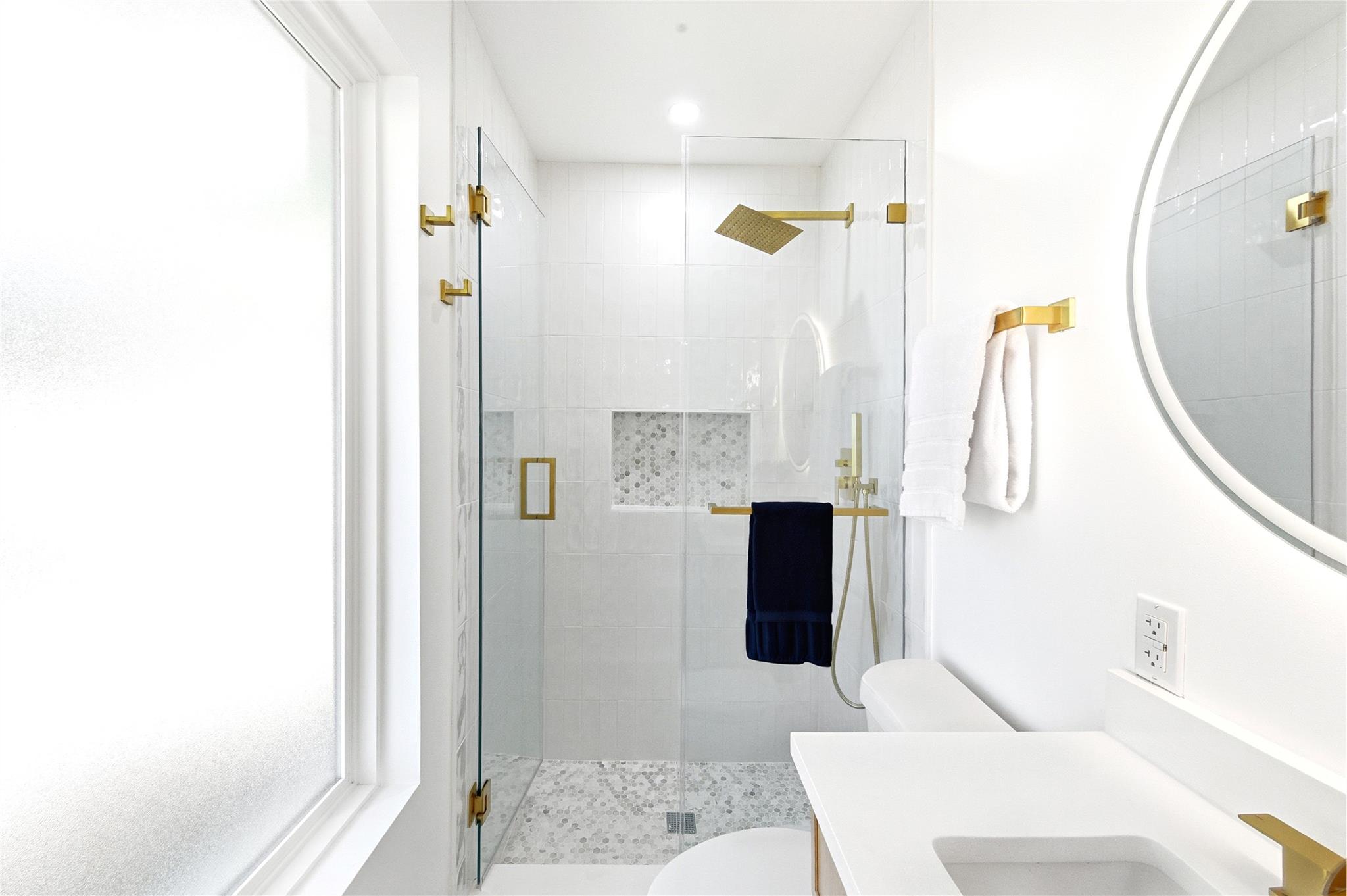 8411 Rockwood Ln, Austin, TX 78757