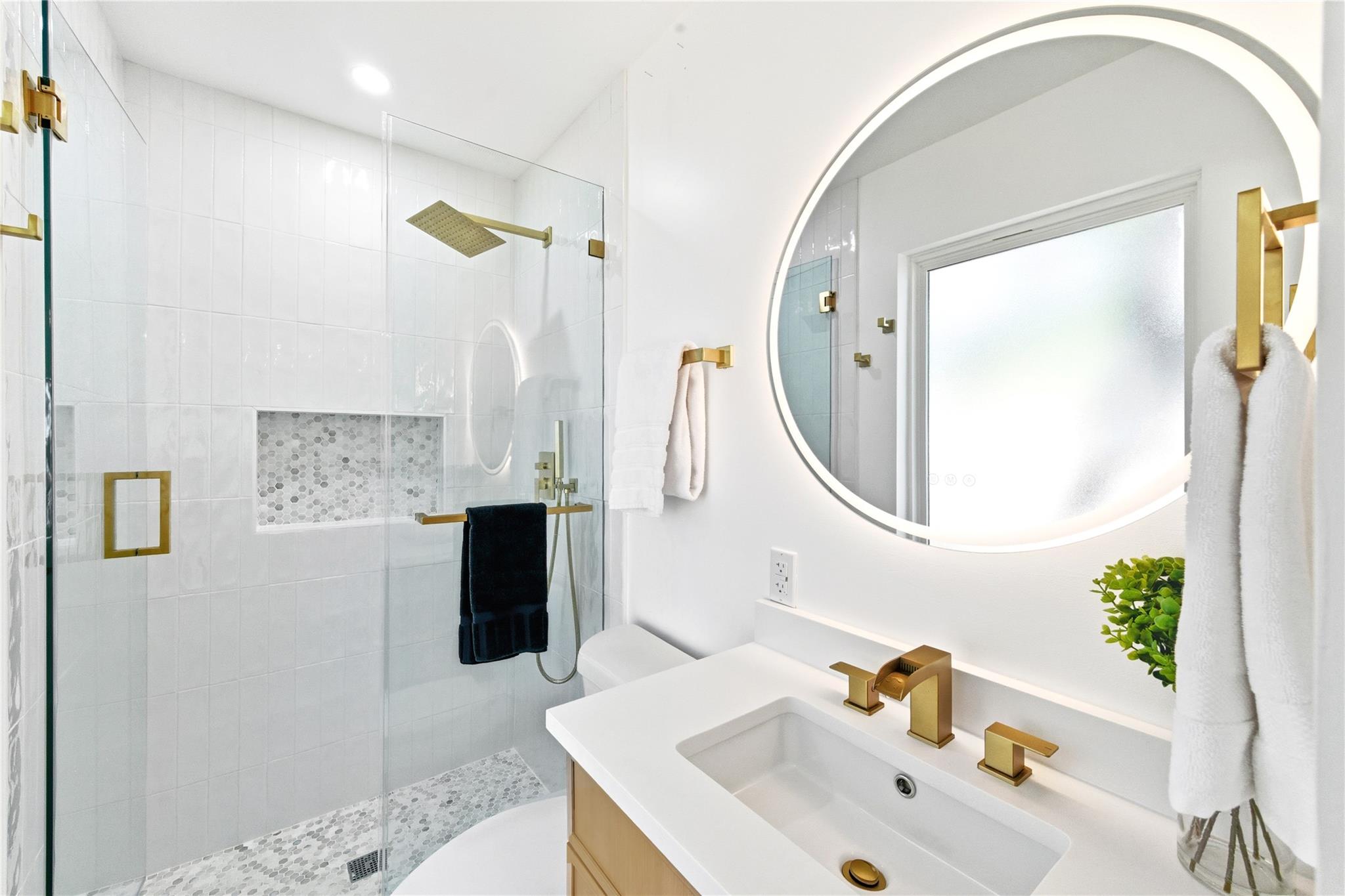 8411 Rockwood Ln, Austin, TX 78757