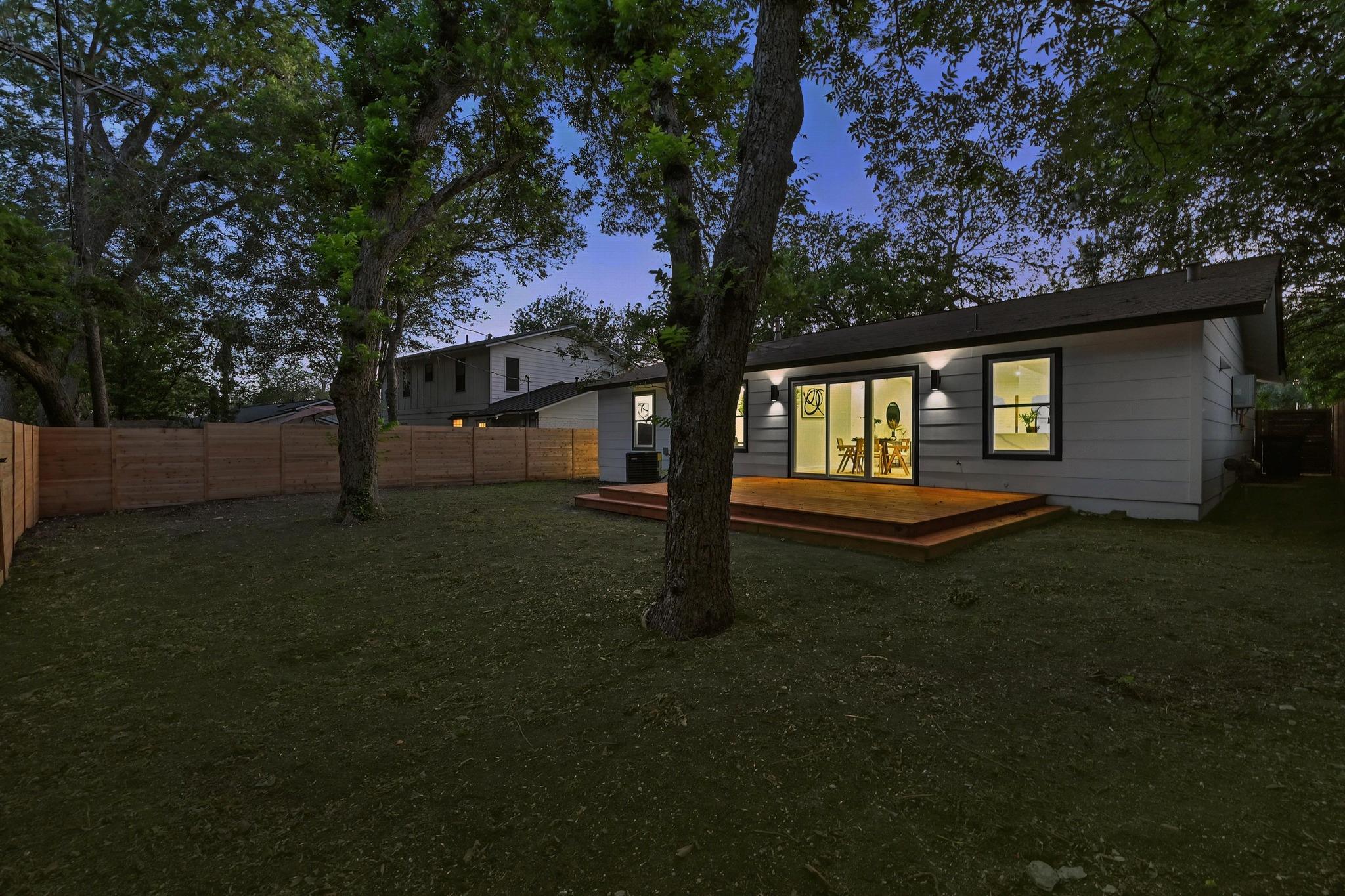 8411 Rockwood Ln, Austin, TX 78757