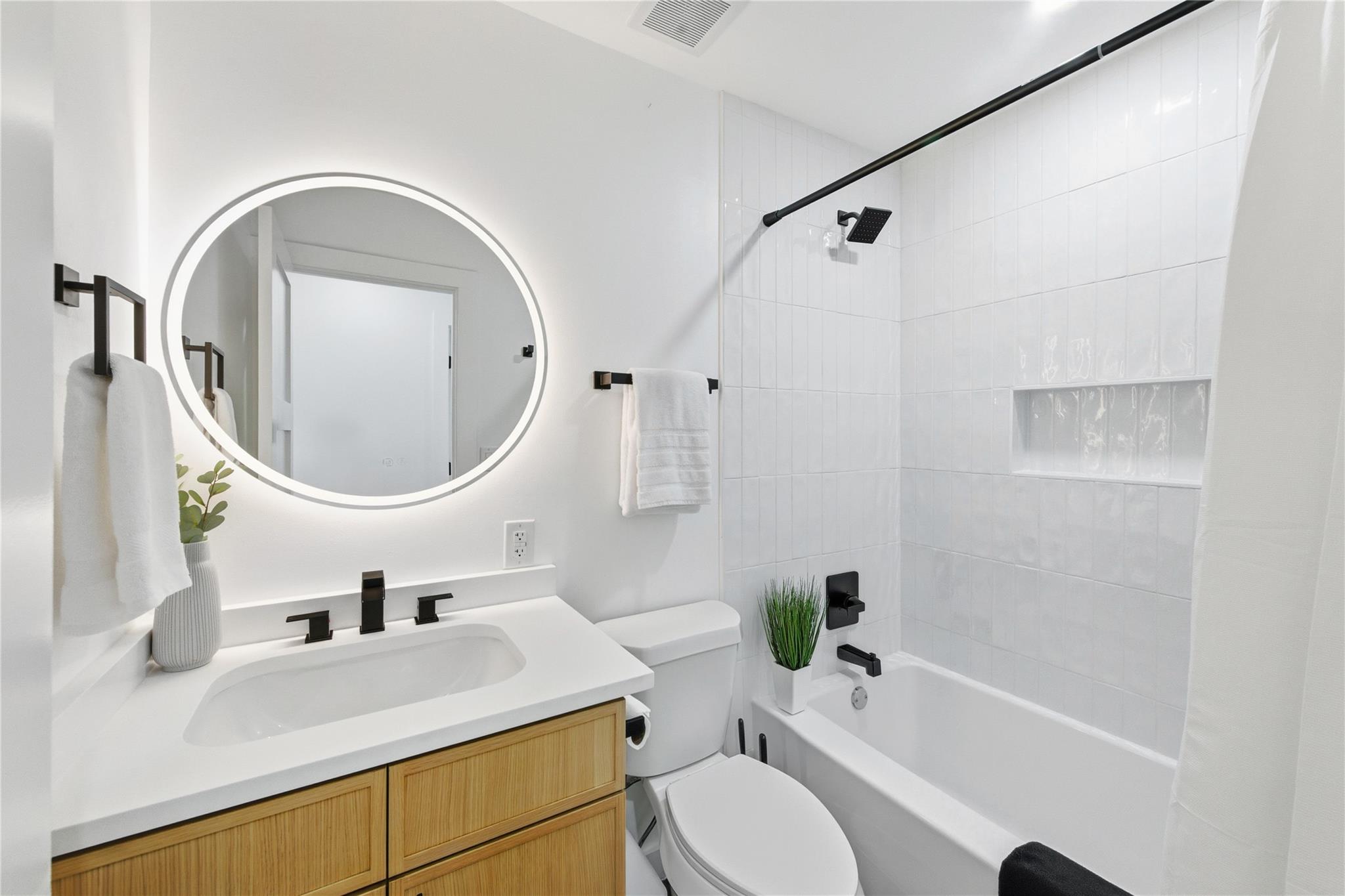 8411 Rockwood Ln, Austin, TX 78757