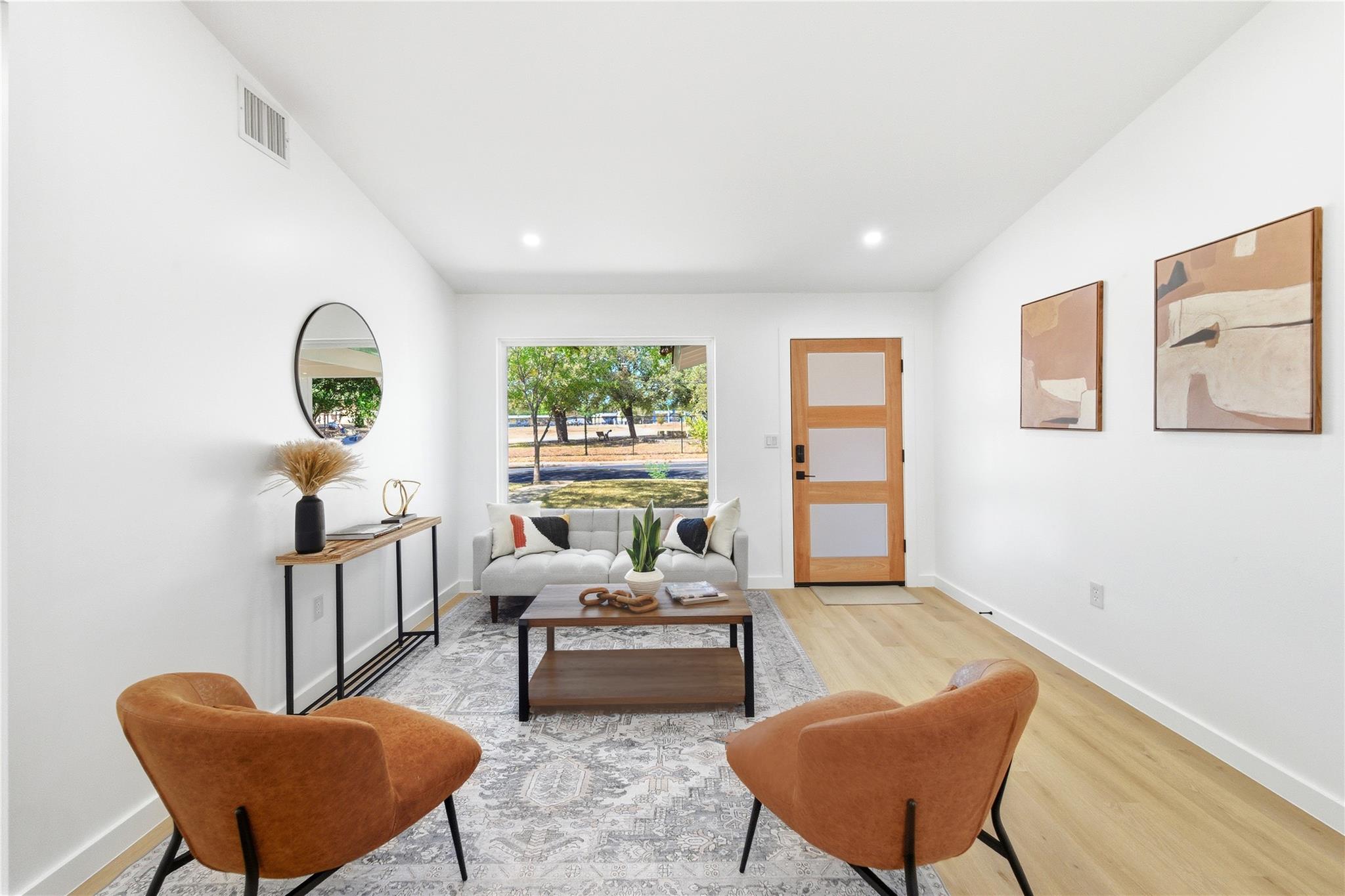 8411 Rockwood Ln, Austin, TX 78757