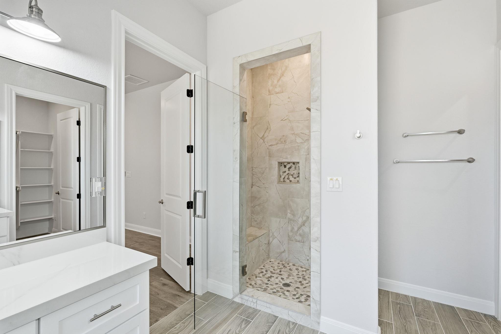 200 Waikakaaua Dr, Bastrop, TX 78602