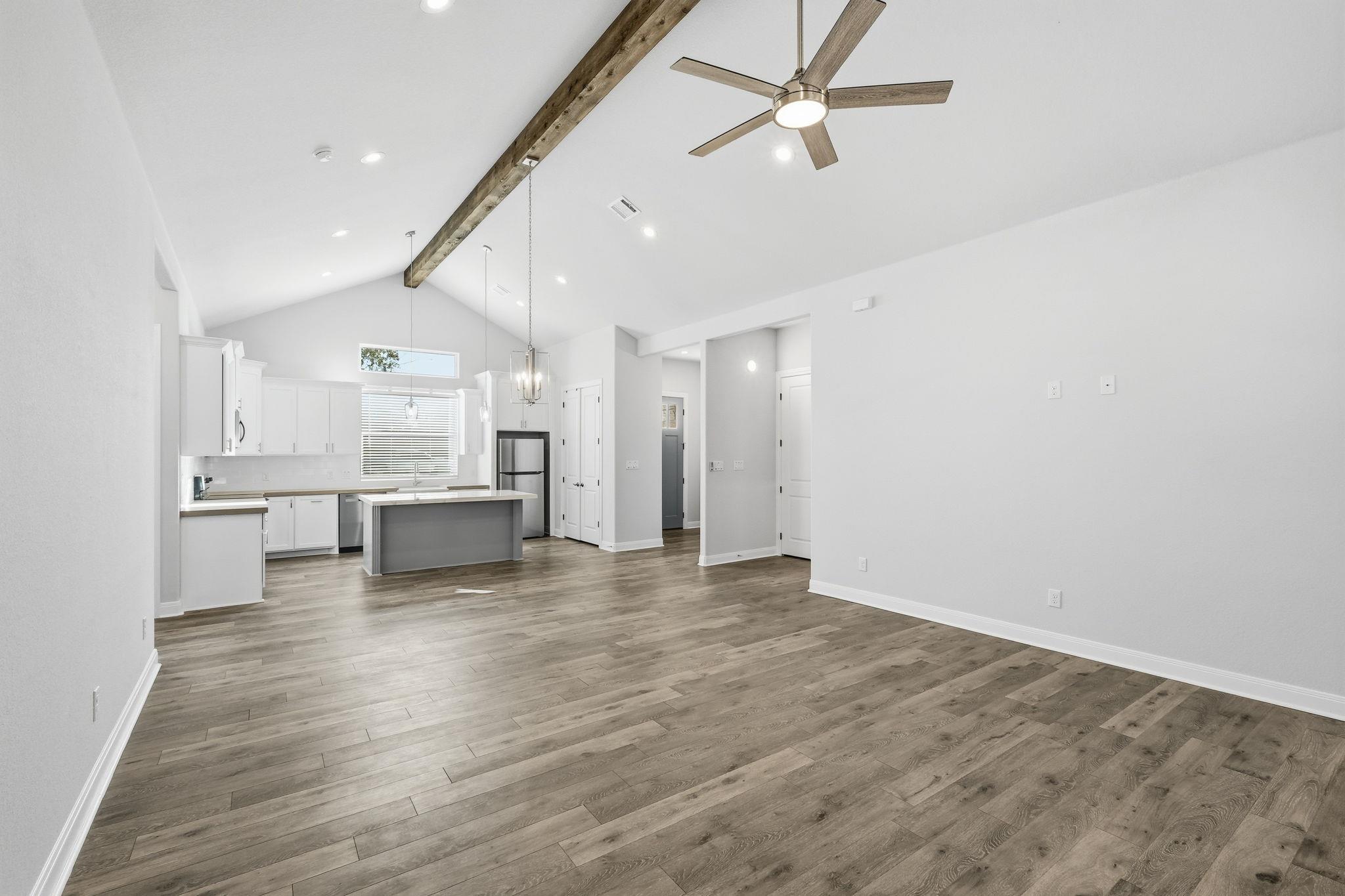 200 Waikakaaua Dr, Bastrop, TX 78602