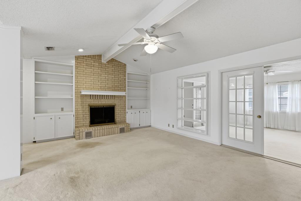 205 Sunshine Dr, Georgetown, TX 78628