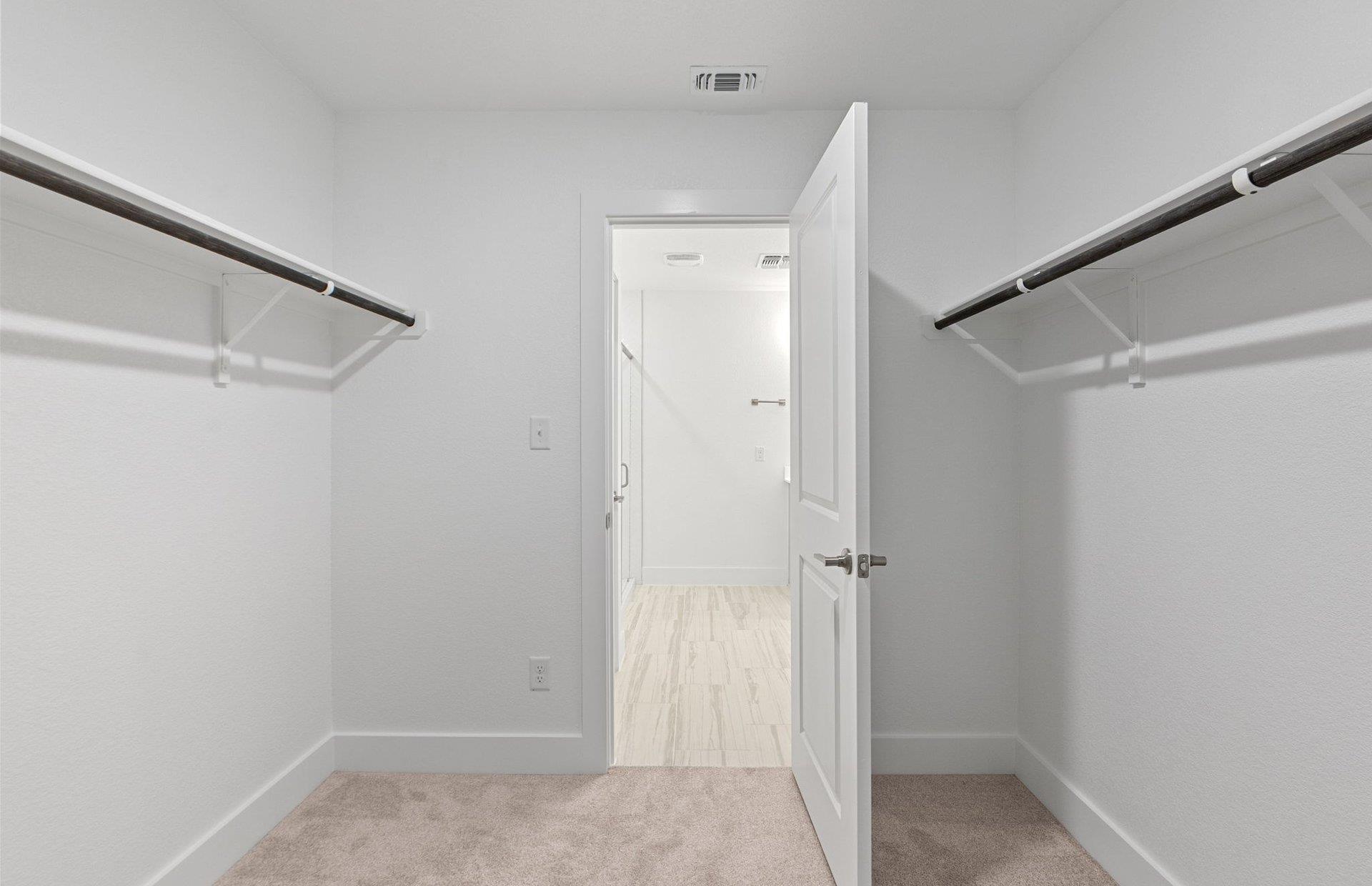 425 Bristlecone Bnd, Liberty Hill, TX 78642