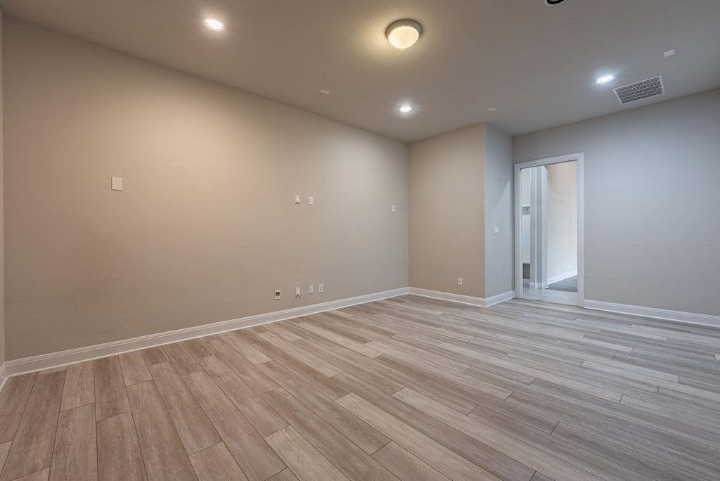 205 Barefoot Park Ln, Georgetown, TX 78628