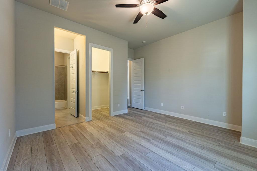 205 Barefoot Park Ln, Georgetown, TX 78628