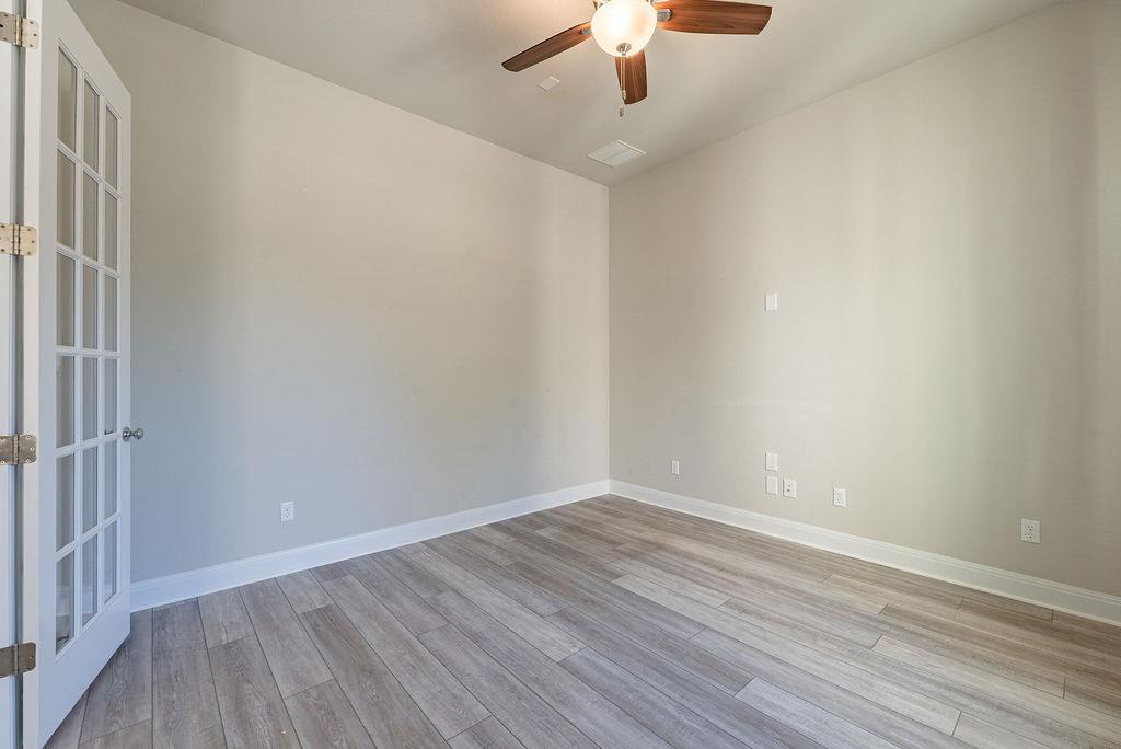 205 Barefoot Park Ln, Georgetown, TX 78628