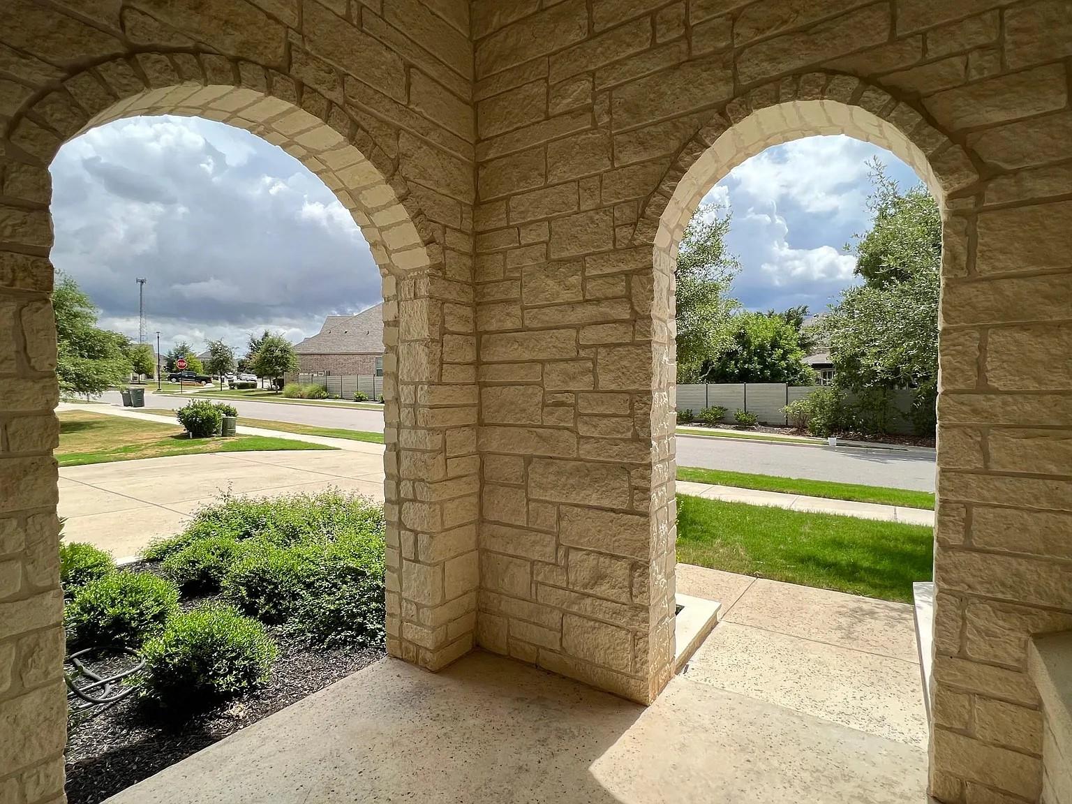 205 Barefoot Park Ln, Georgetown, TX 78628