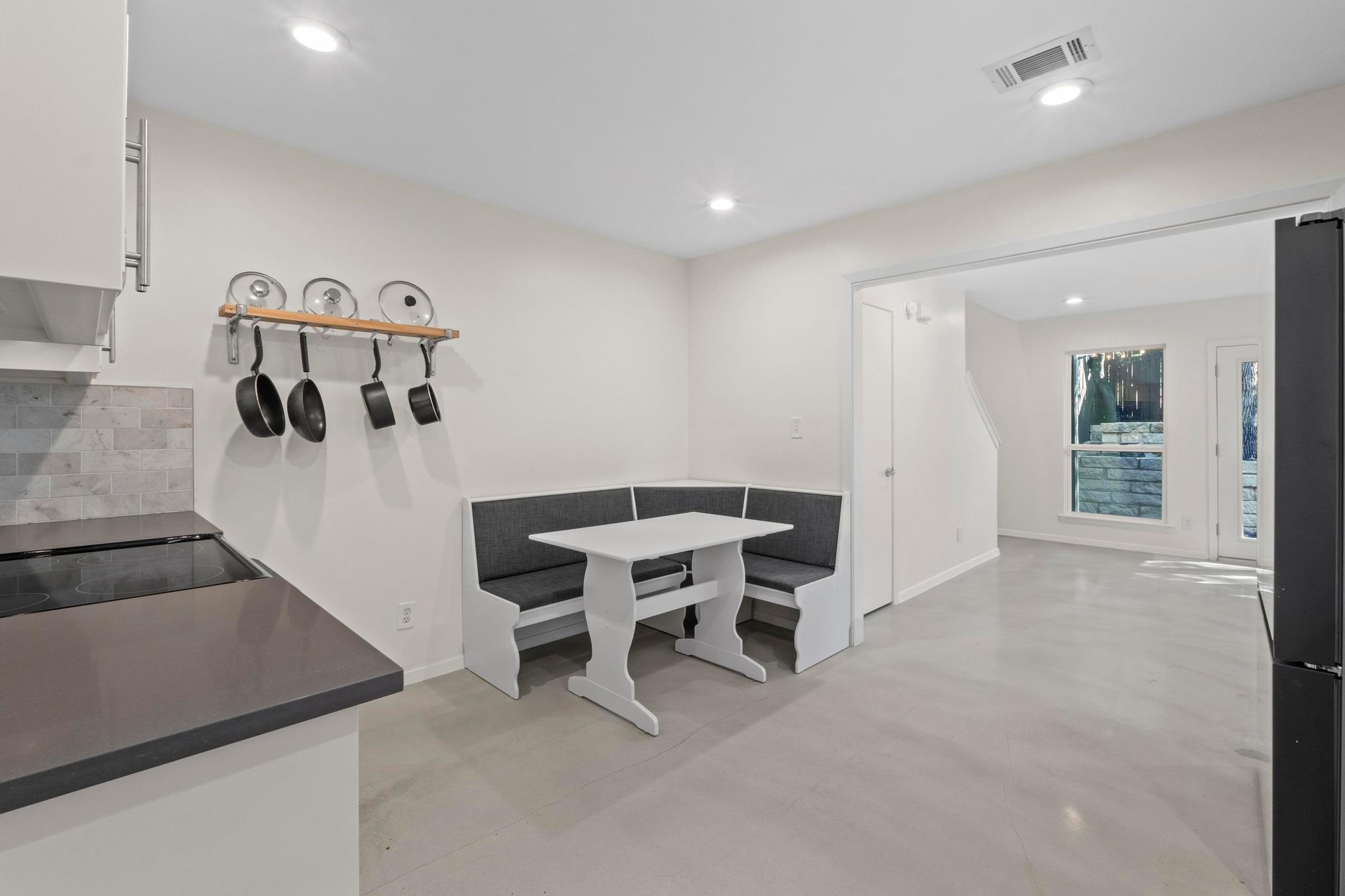 1245 Spyglass Dr # B, Austin, TX 78746