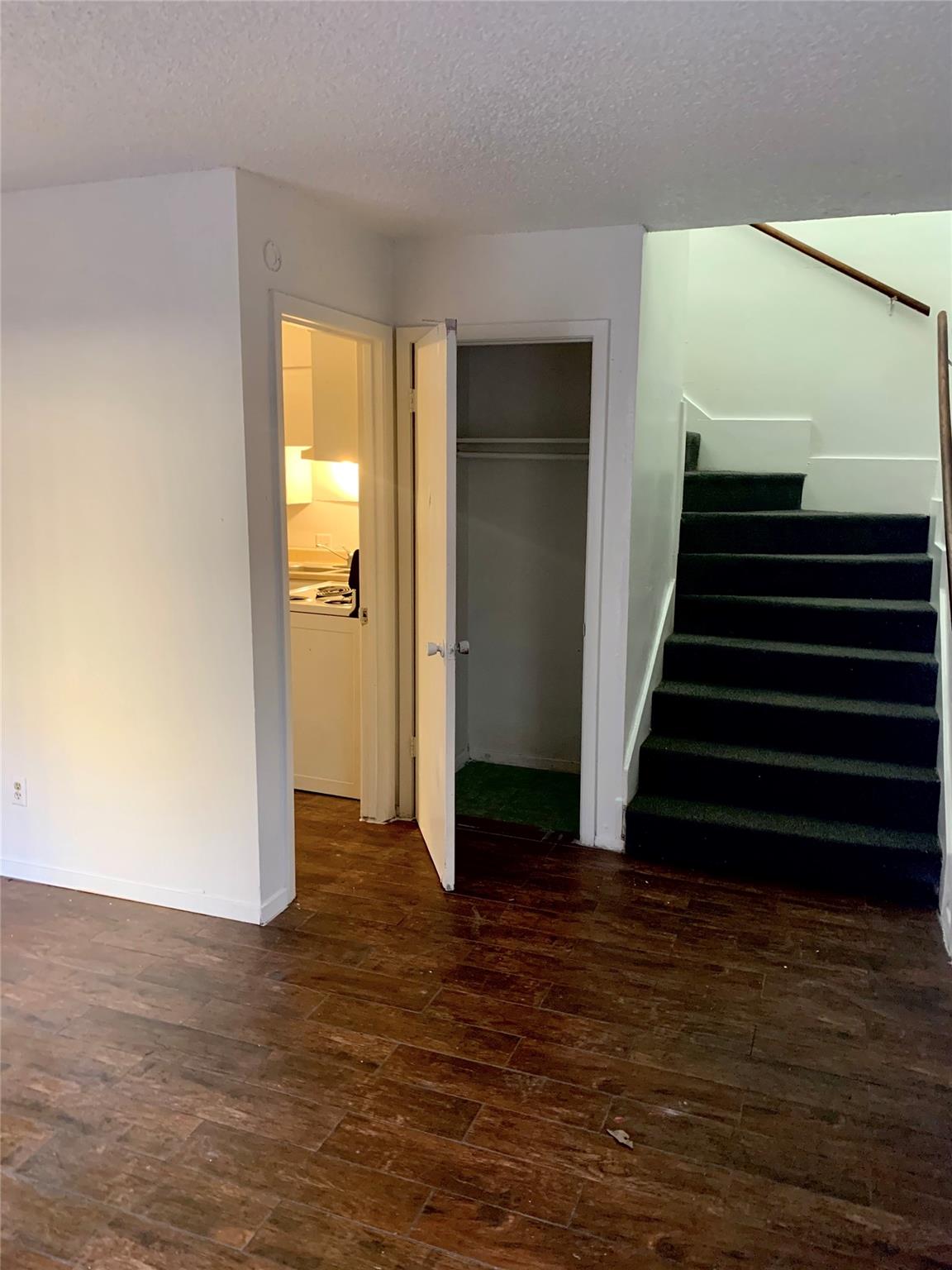 2904 Sweeney Ln # C, Austin, TX 78723