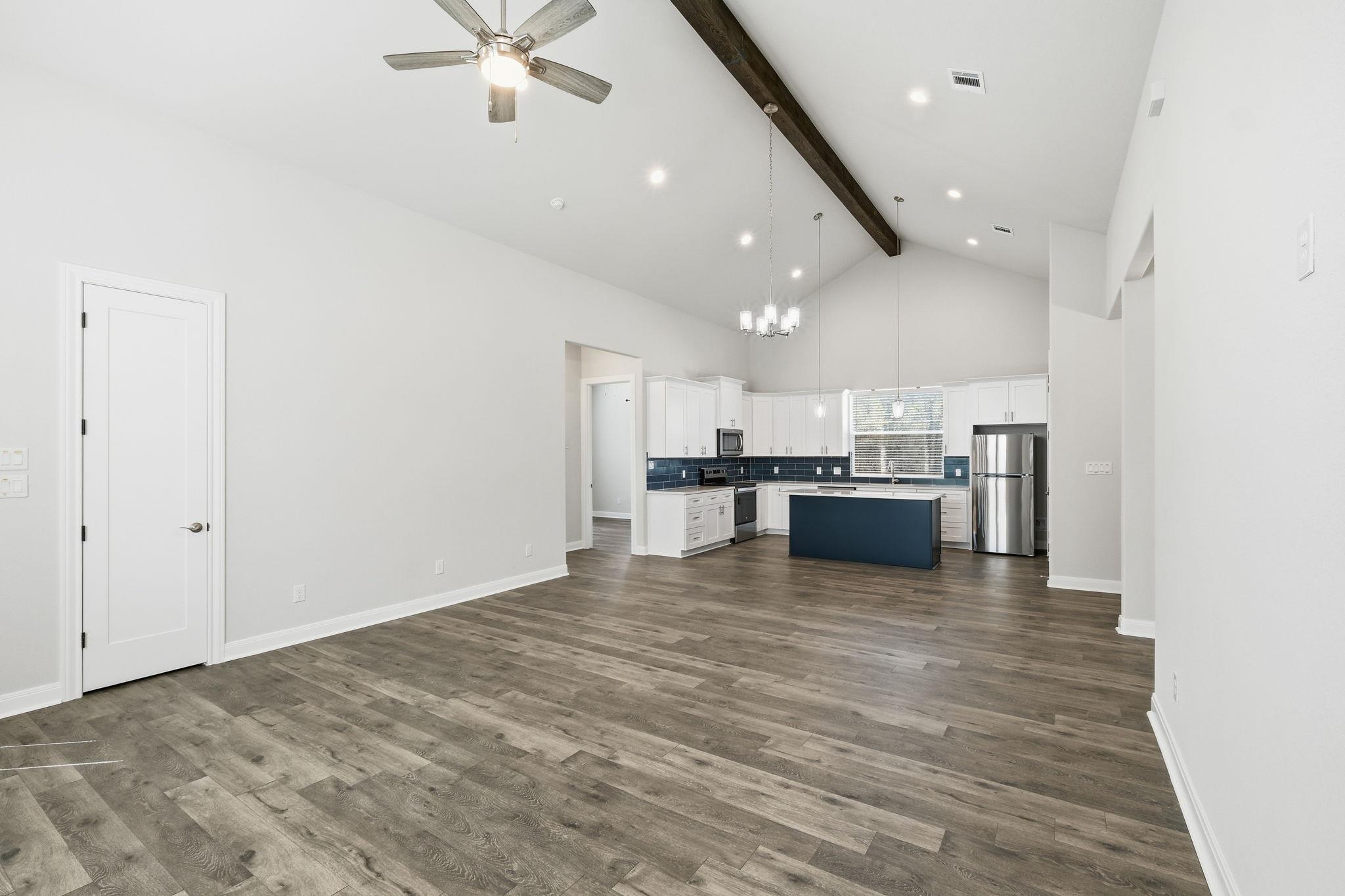 193 Waikakaaua Dr, Bastrop, TX 78602