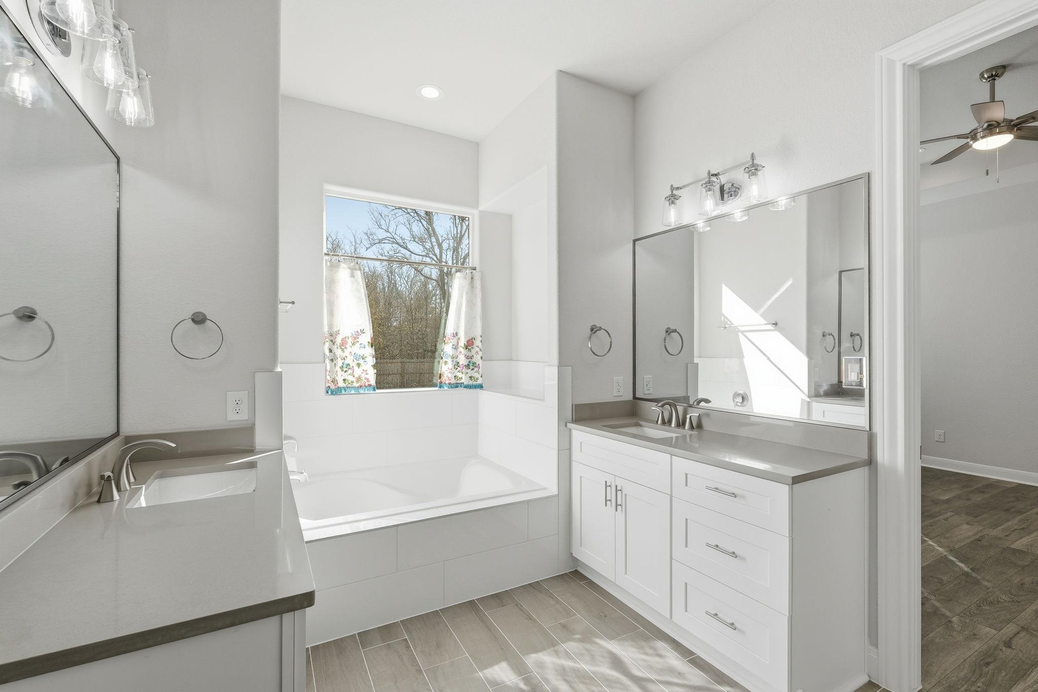 193 Waikakaaua Dr, Bastrop, TX 78602