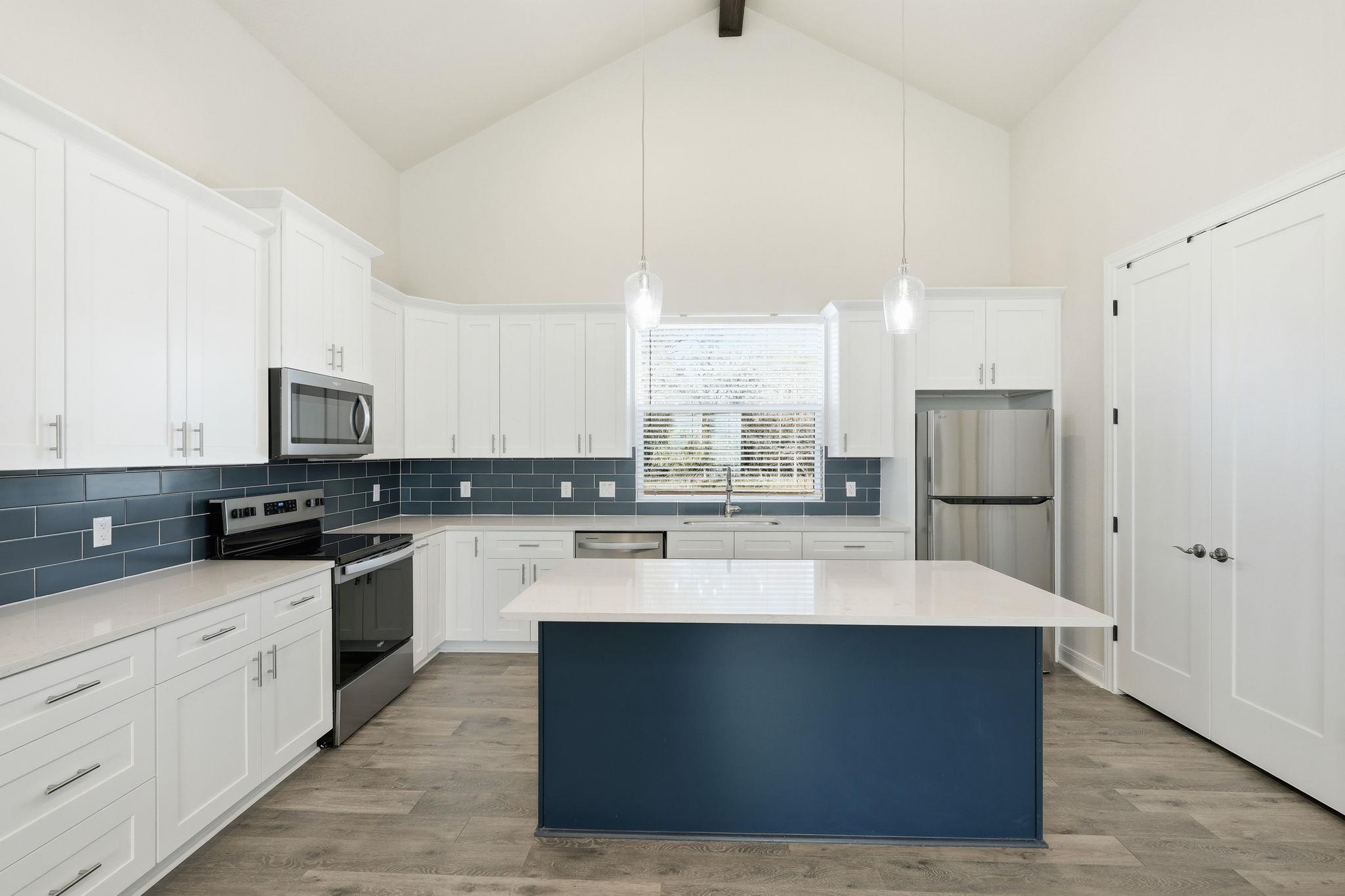 193 Waikakaaua Dr, Bastrop, TX 78602