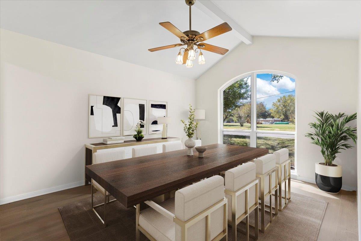 Smithville, TX 78957