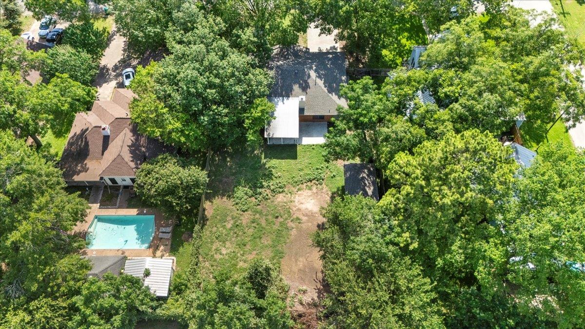 Smithville, TX 78957