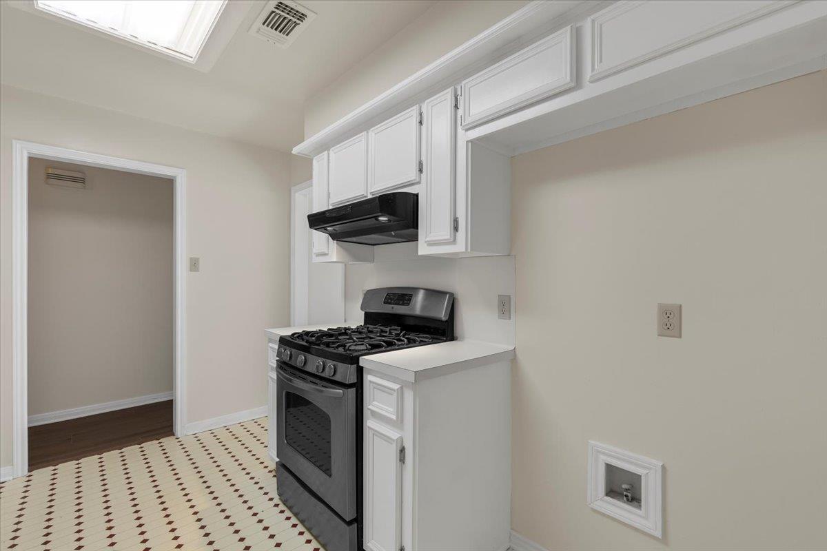 Smithville, TX 78957