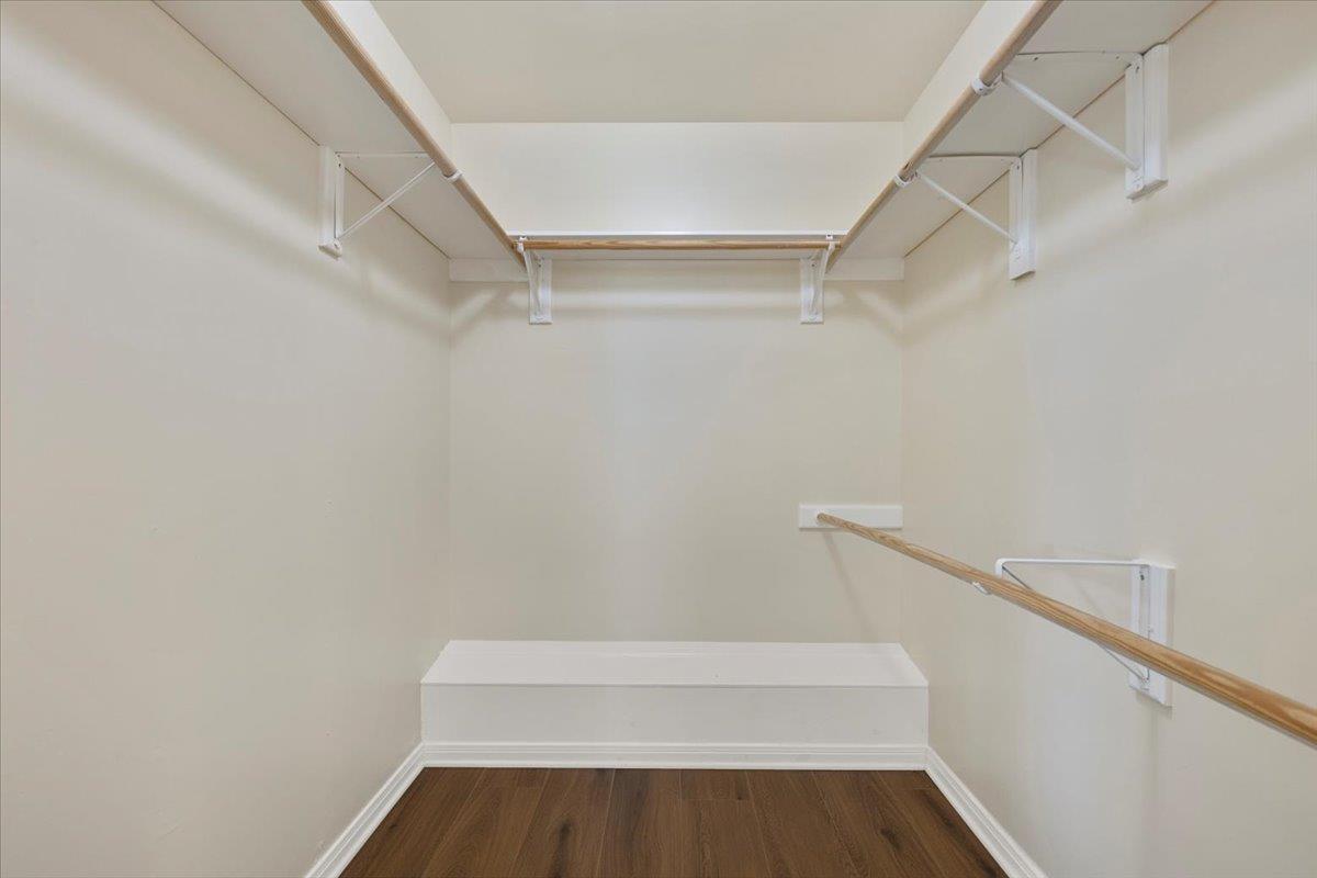 Smithville, TX 78957