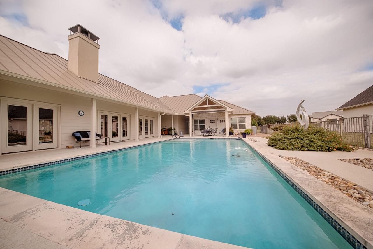 1600 Legends Pkwy, Kingsland, TX 78639