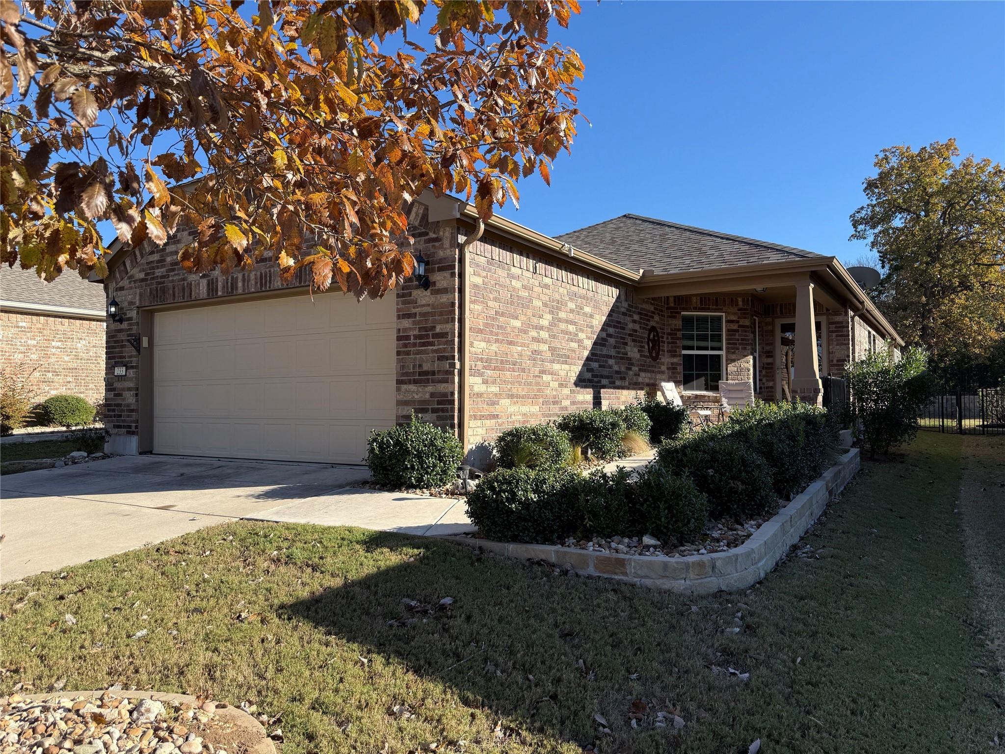 233 N Hobby St, Georgetown, TX 78633