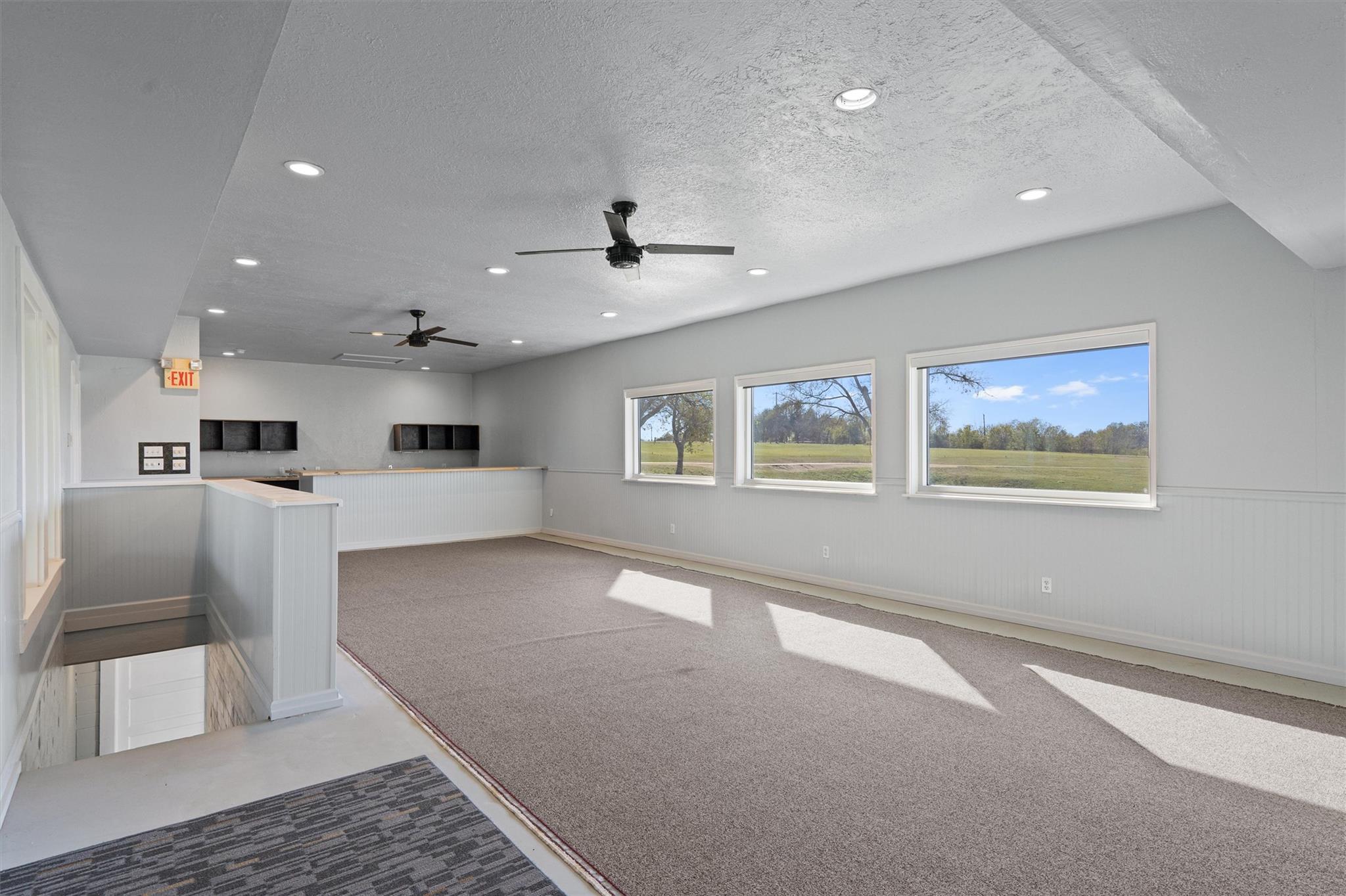 1102 Beech St, Taylor, TX 76574