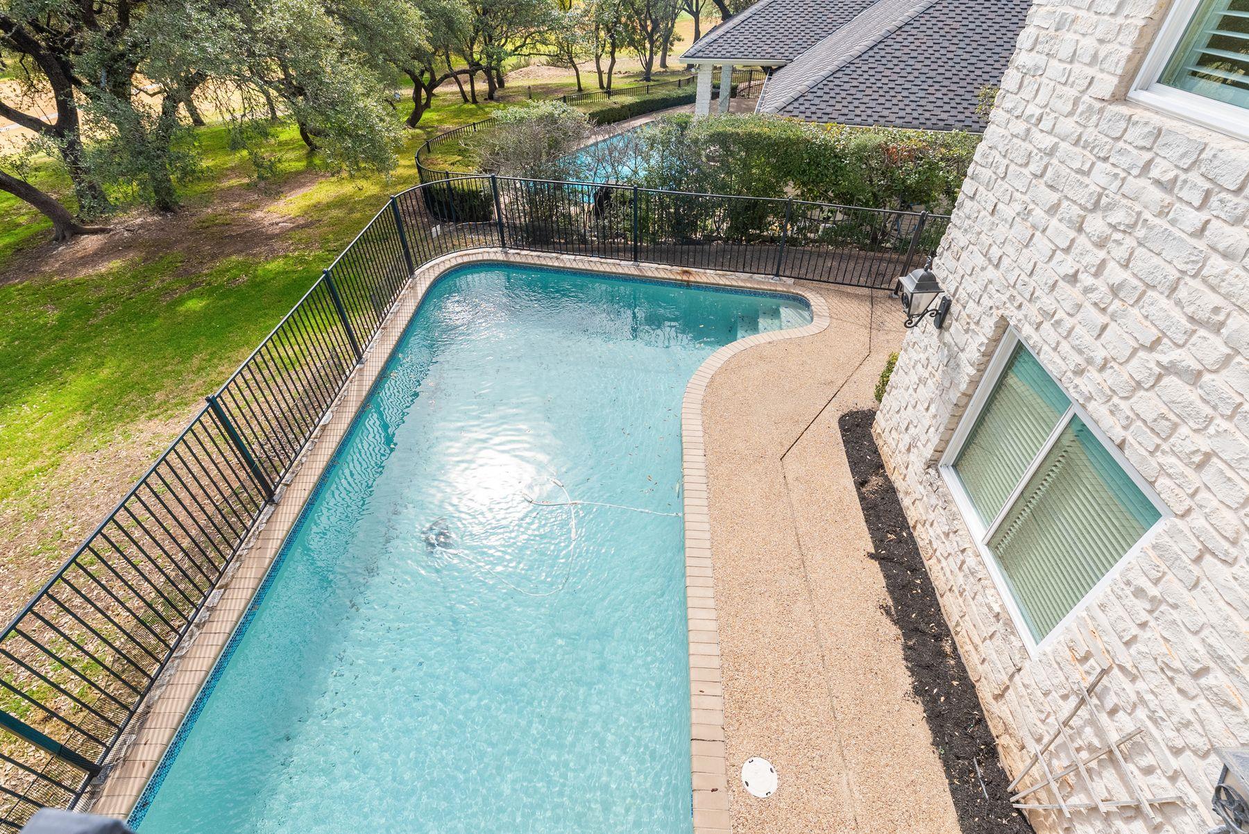 112 Spellbrook Ln, Lakeway, TX 78734