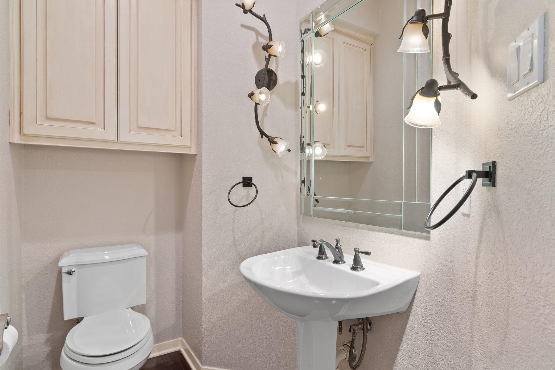 112 Spellbrook Ln, Lakeway, TX 78734