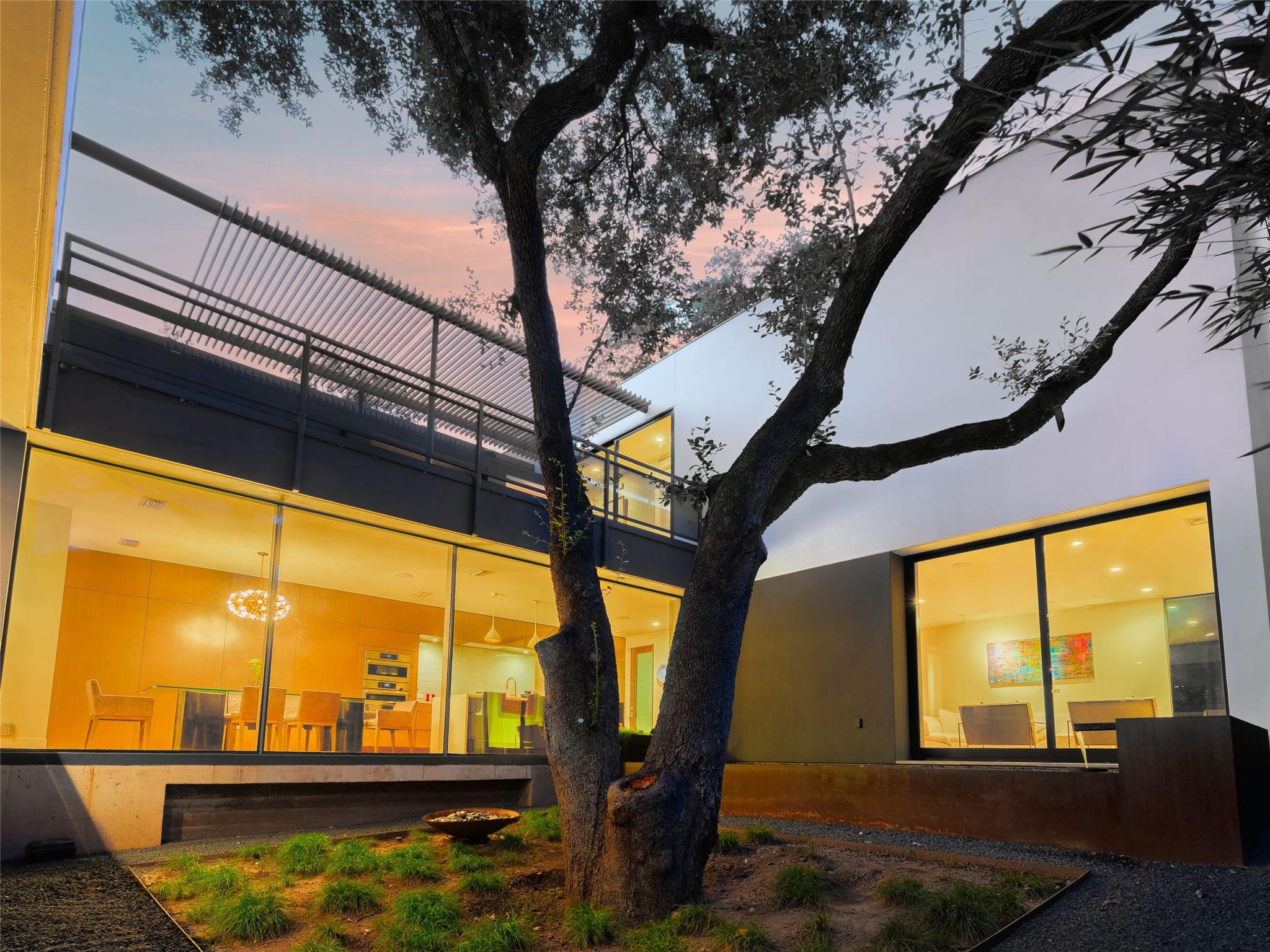 2210 Westlake Dr, Austin, TX 78746