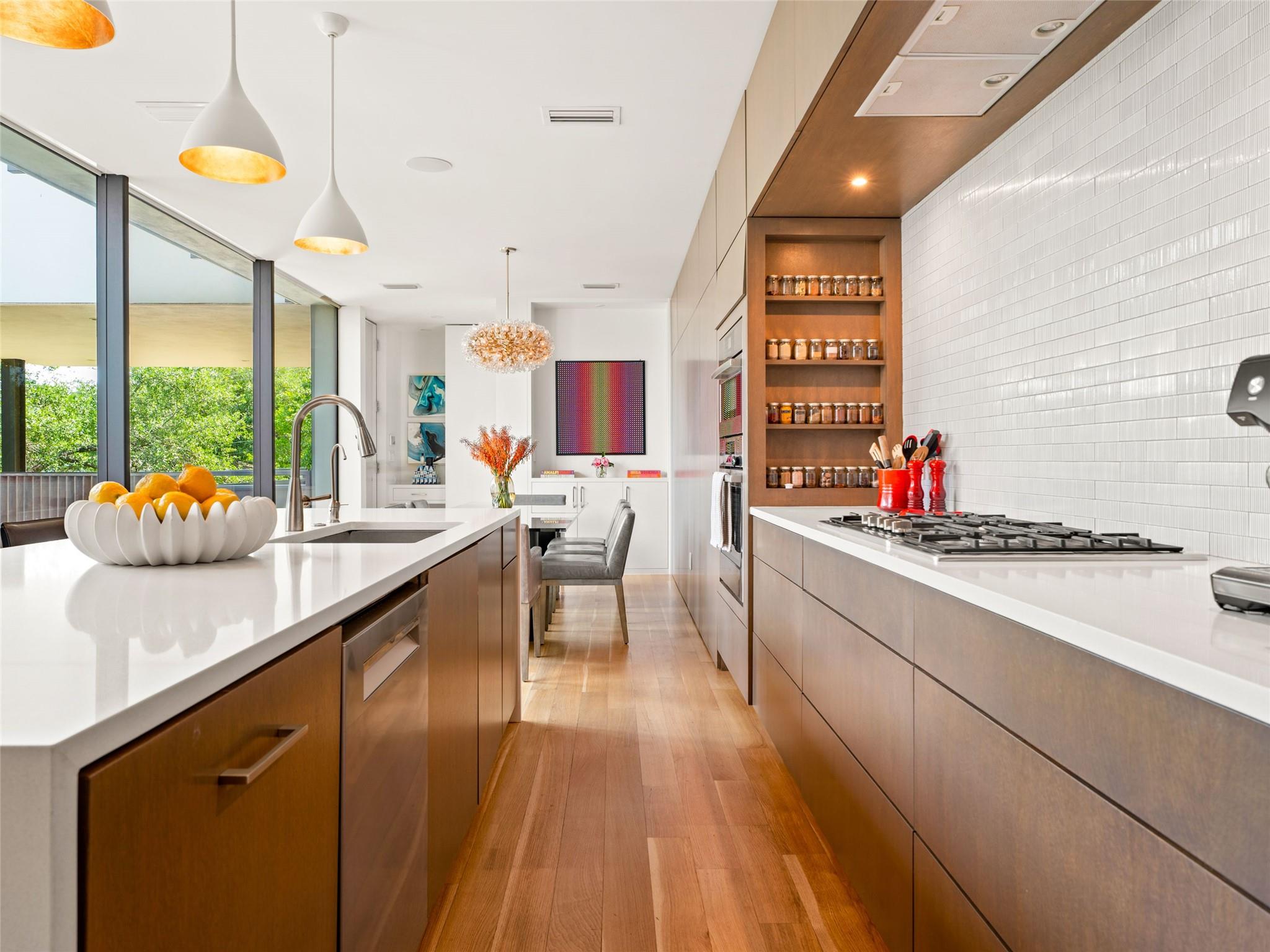 2210 Westlake Dr, Austin, TX 78746