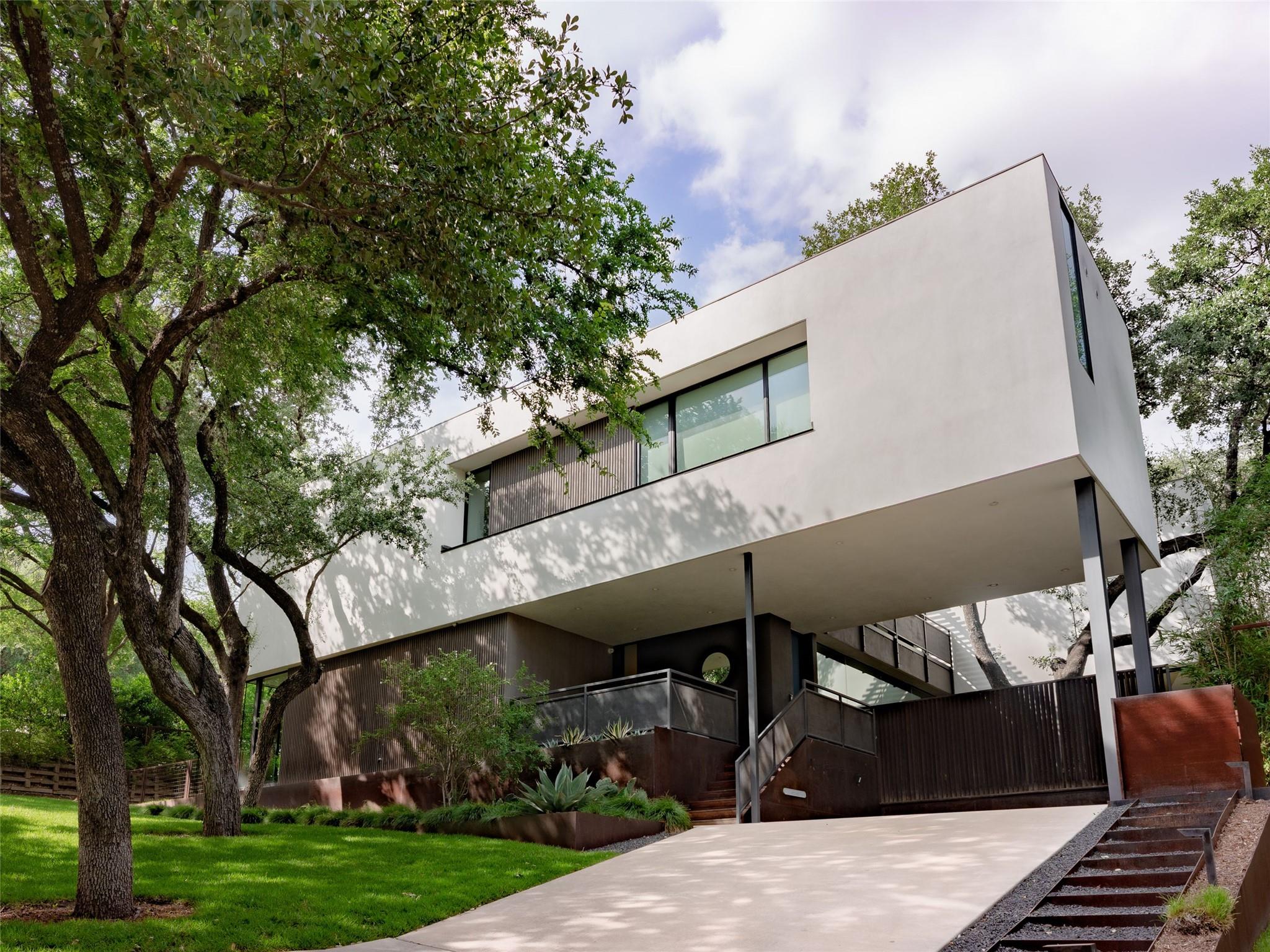 2210 Westlake Dr, Austin, TX 78746