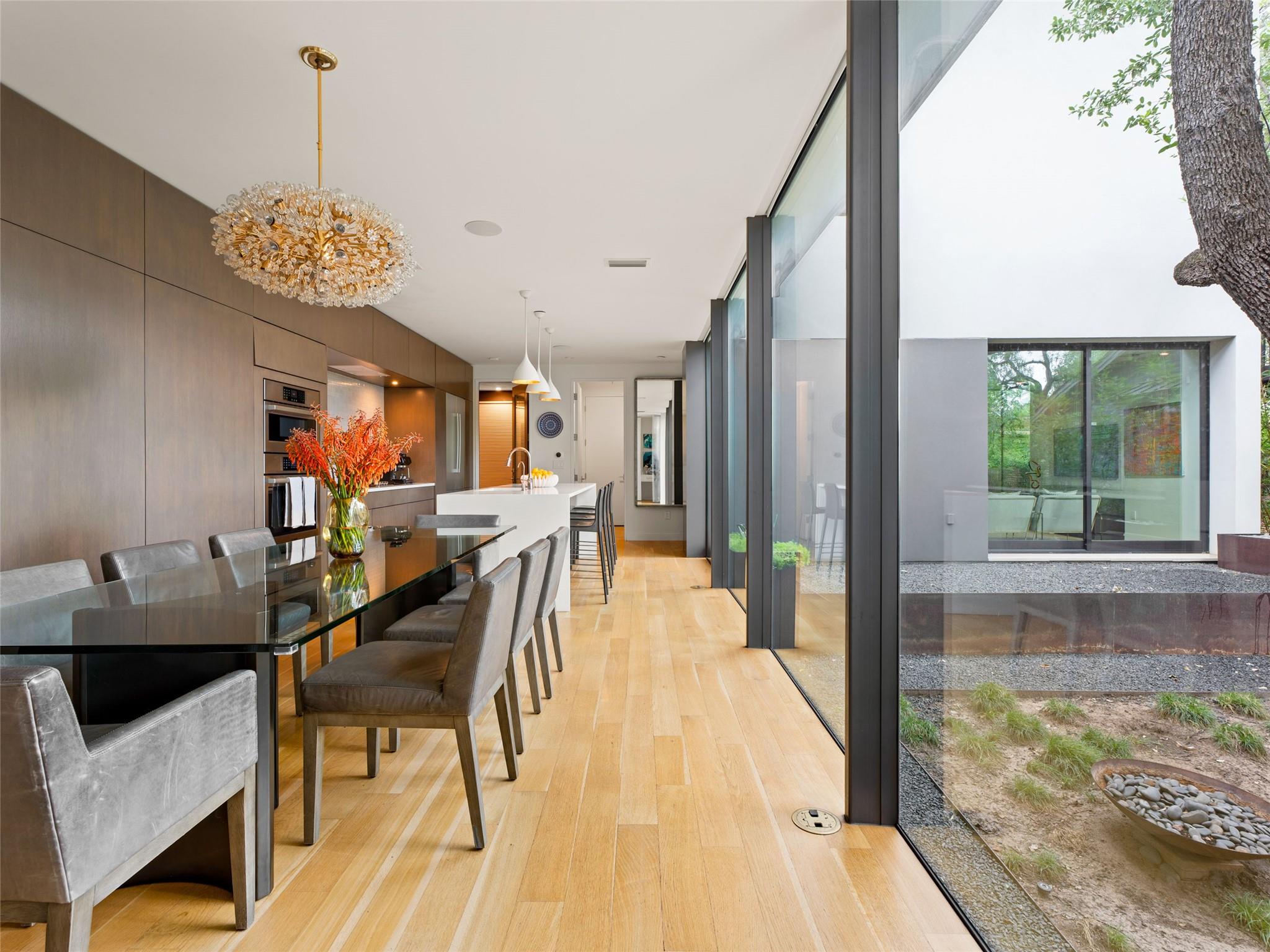 2210 Westlake Dr, Austin, TX 78746