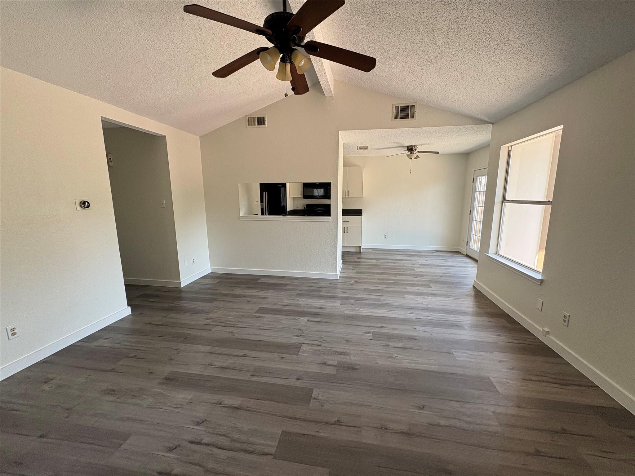 1128 Orchard Park Cir, Pflugerville, TX 78660