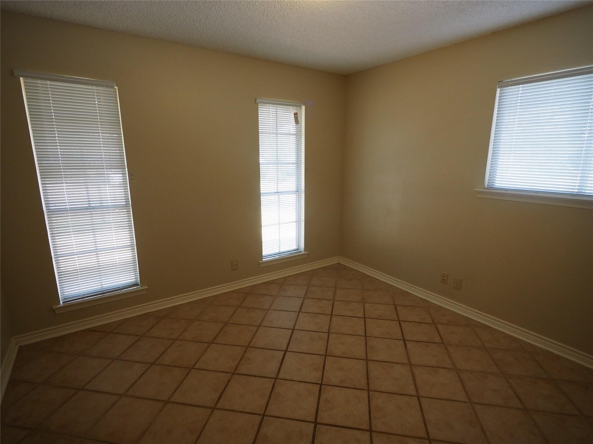 809 Maryland Dr, Austin, TX 78758