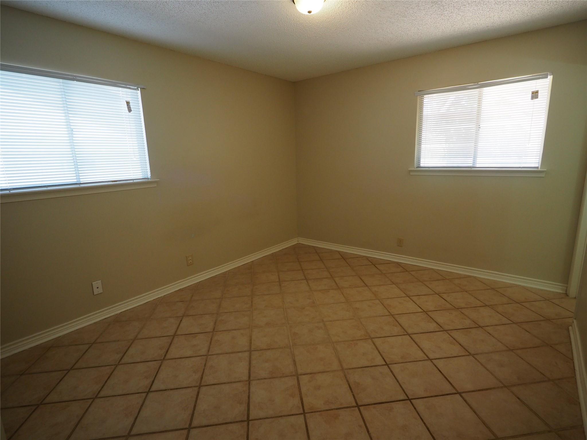 809 Maryland Dr, Austin, TX 78758