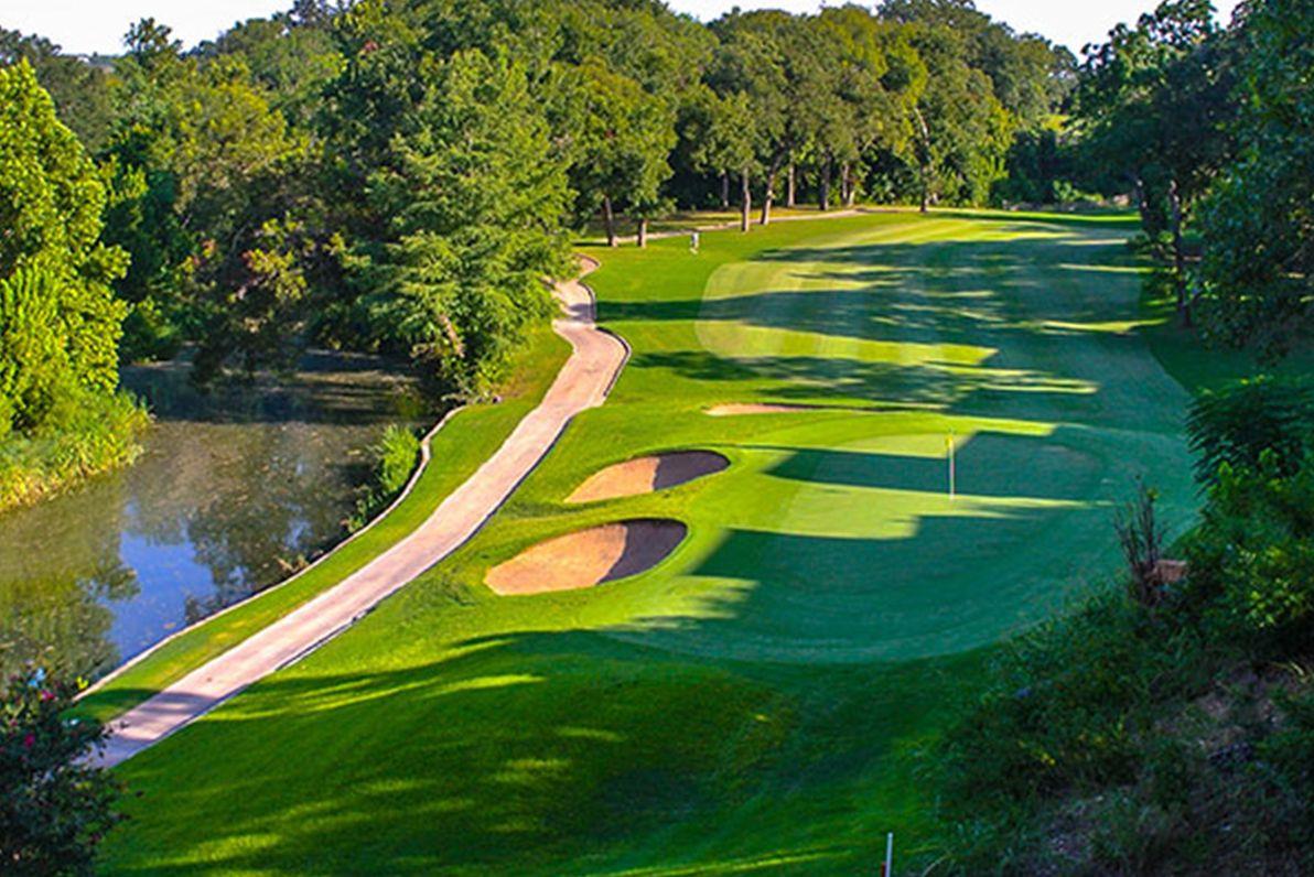 11001 River Plantation Dr, Austin, TX 78747