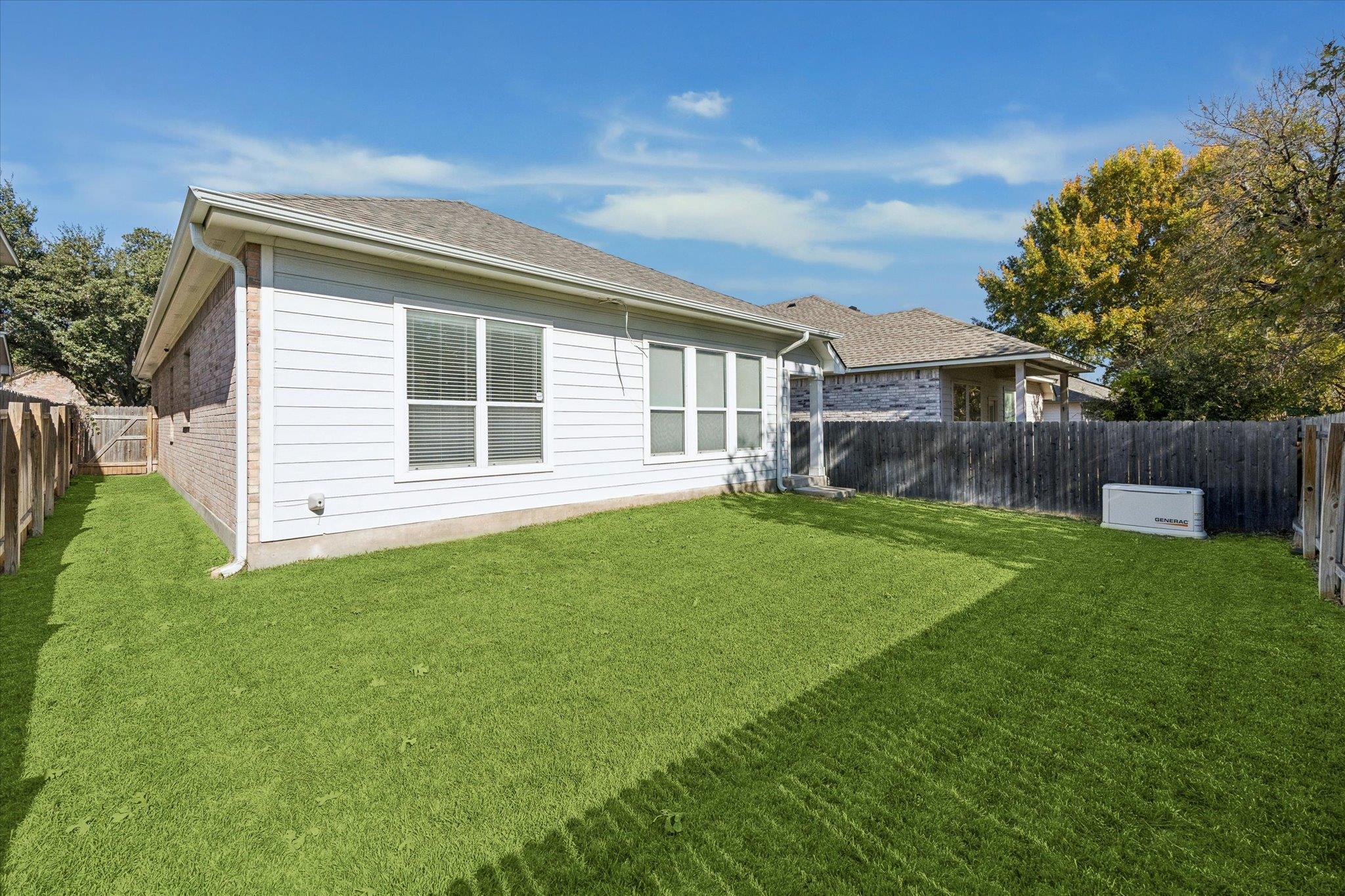 2995 N Overland St, Round Rock, TX 78681