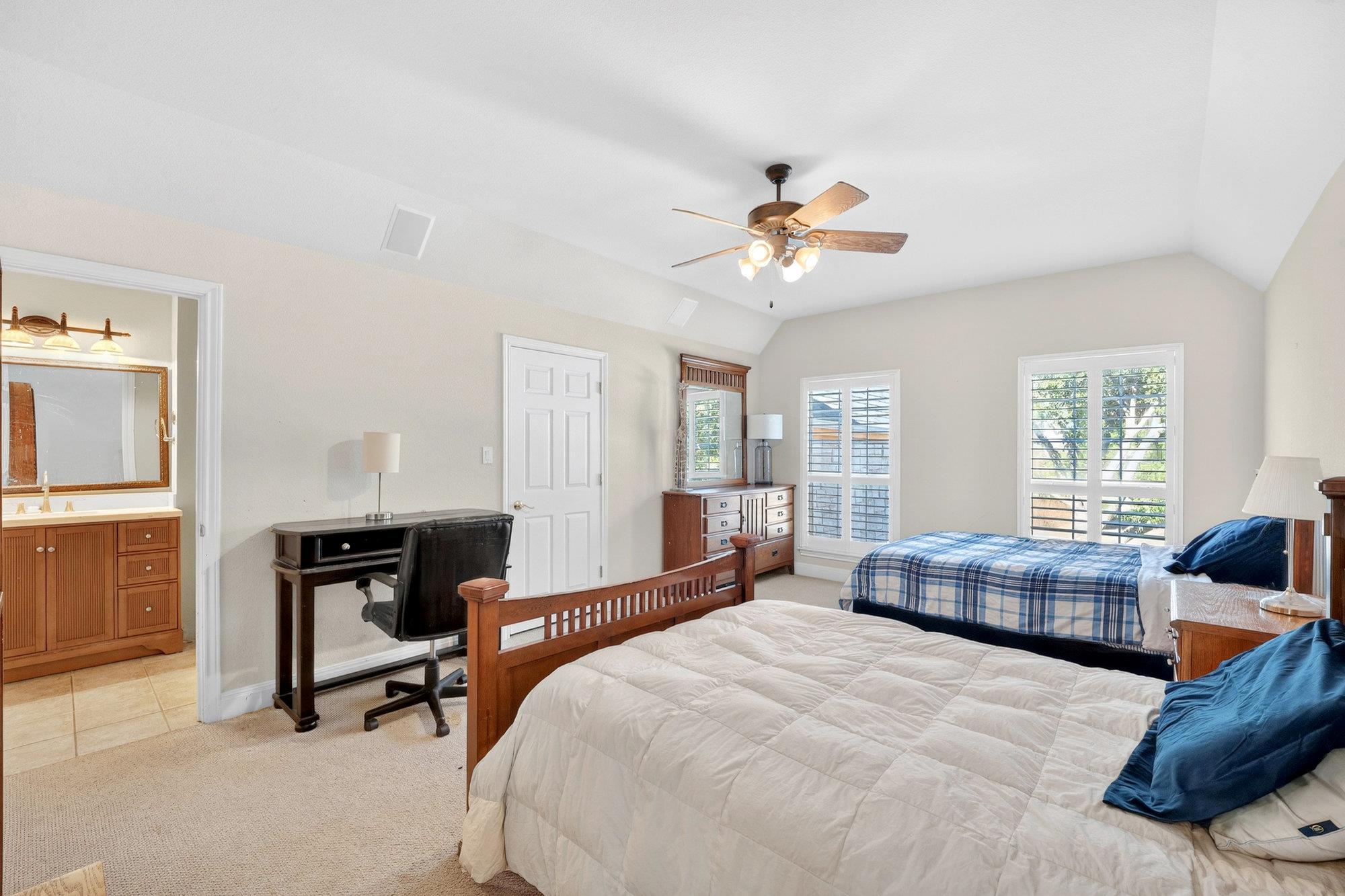 2123 Hilton Head Dr, Round Rock, TX 78664