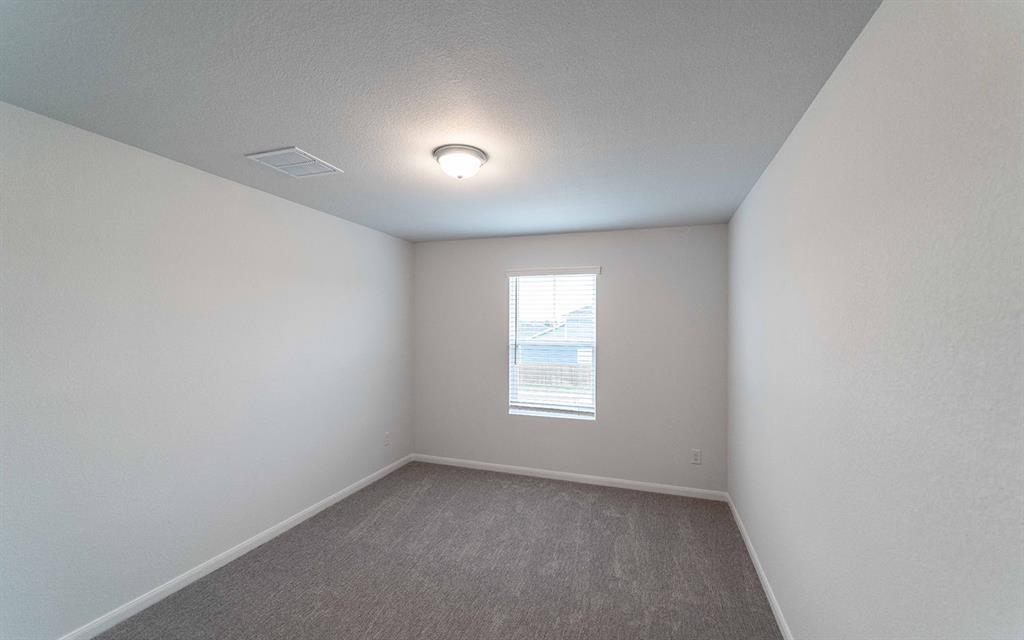 101 Copper Lily Dr, Liberty Hill, TX 78642