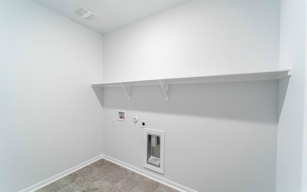 101 Copper Lily Dr, Liberty Hill, TX 78642